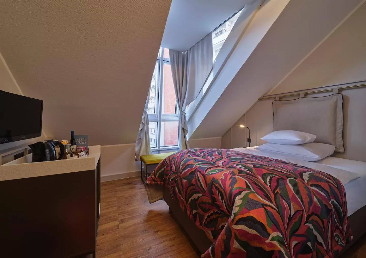 Bed in Classik Hotel Alexander Plaza