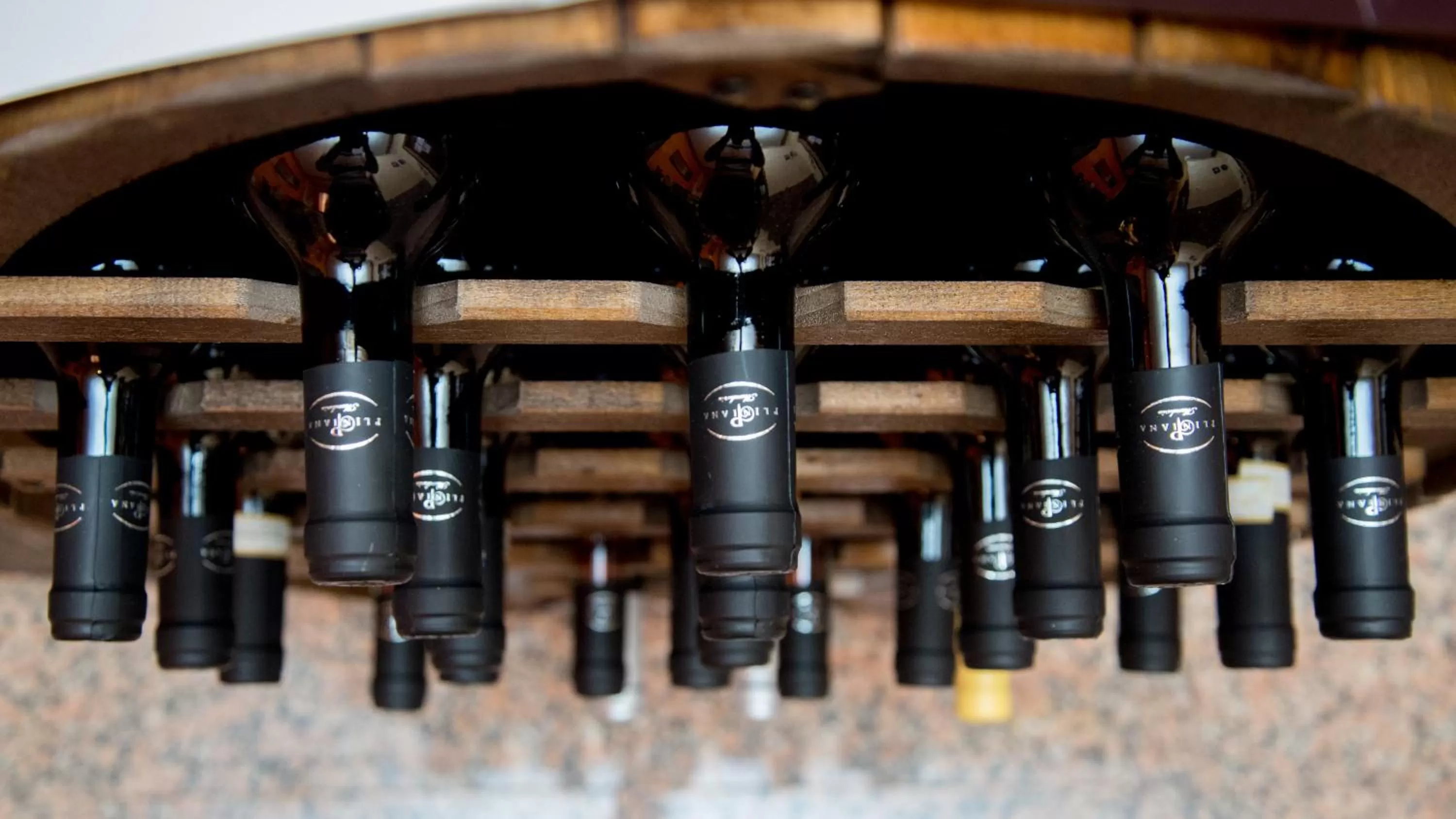 Decorative detail in Il Girasole