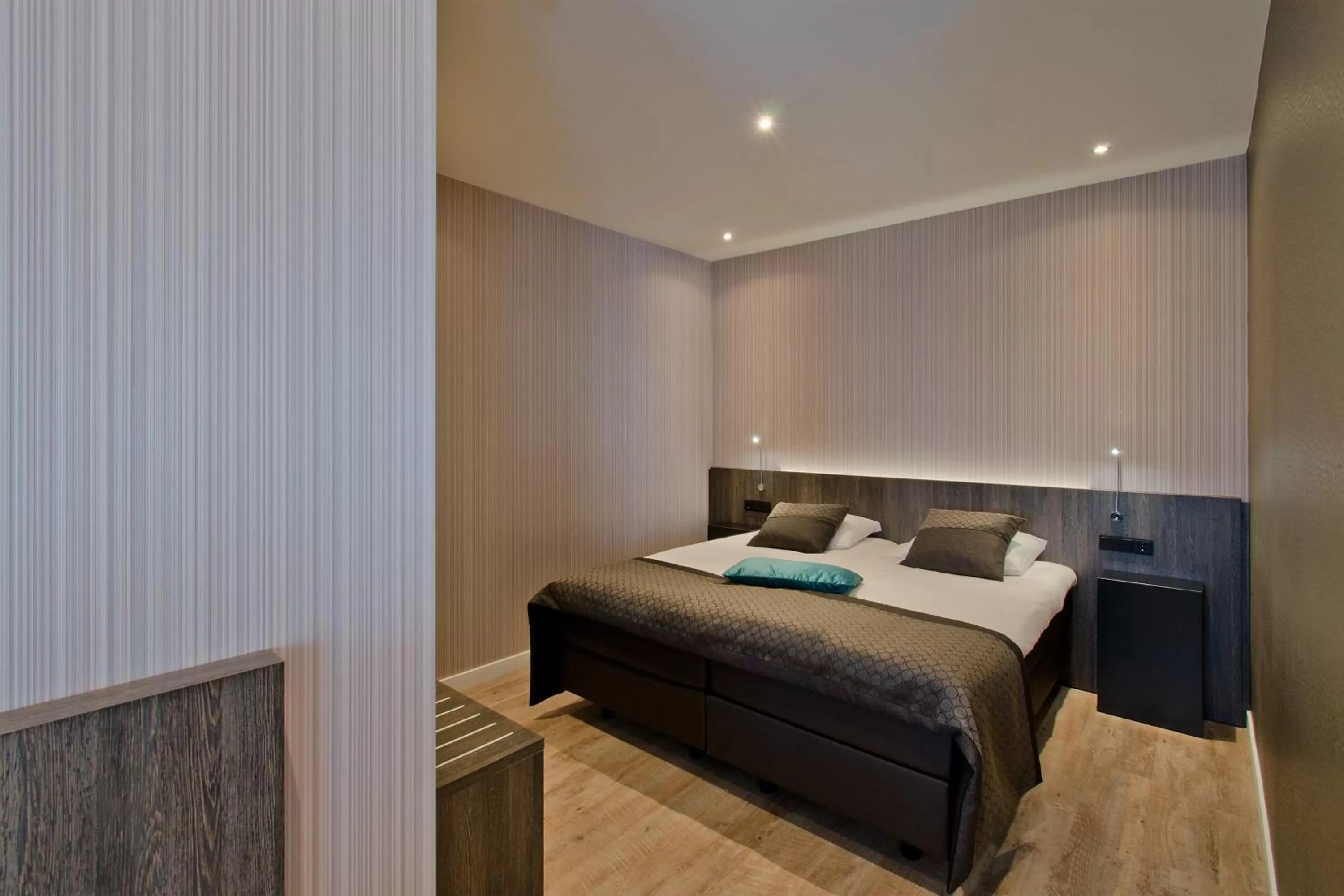 Bedroom, Bed in Hotel Roermond