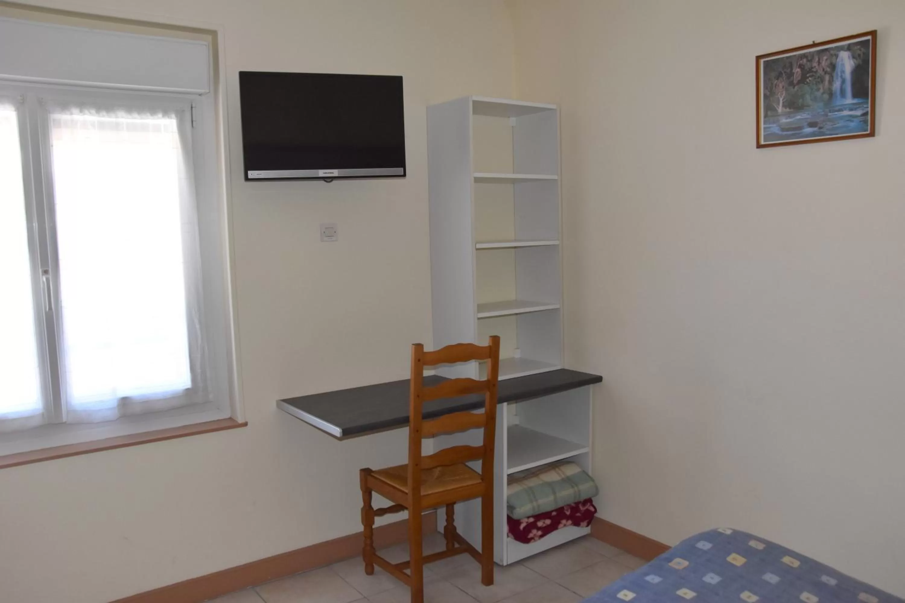 TV and multimedia in Hotel Gai Relais