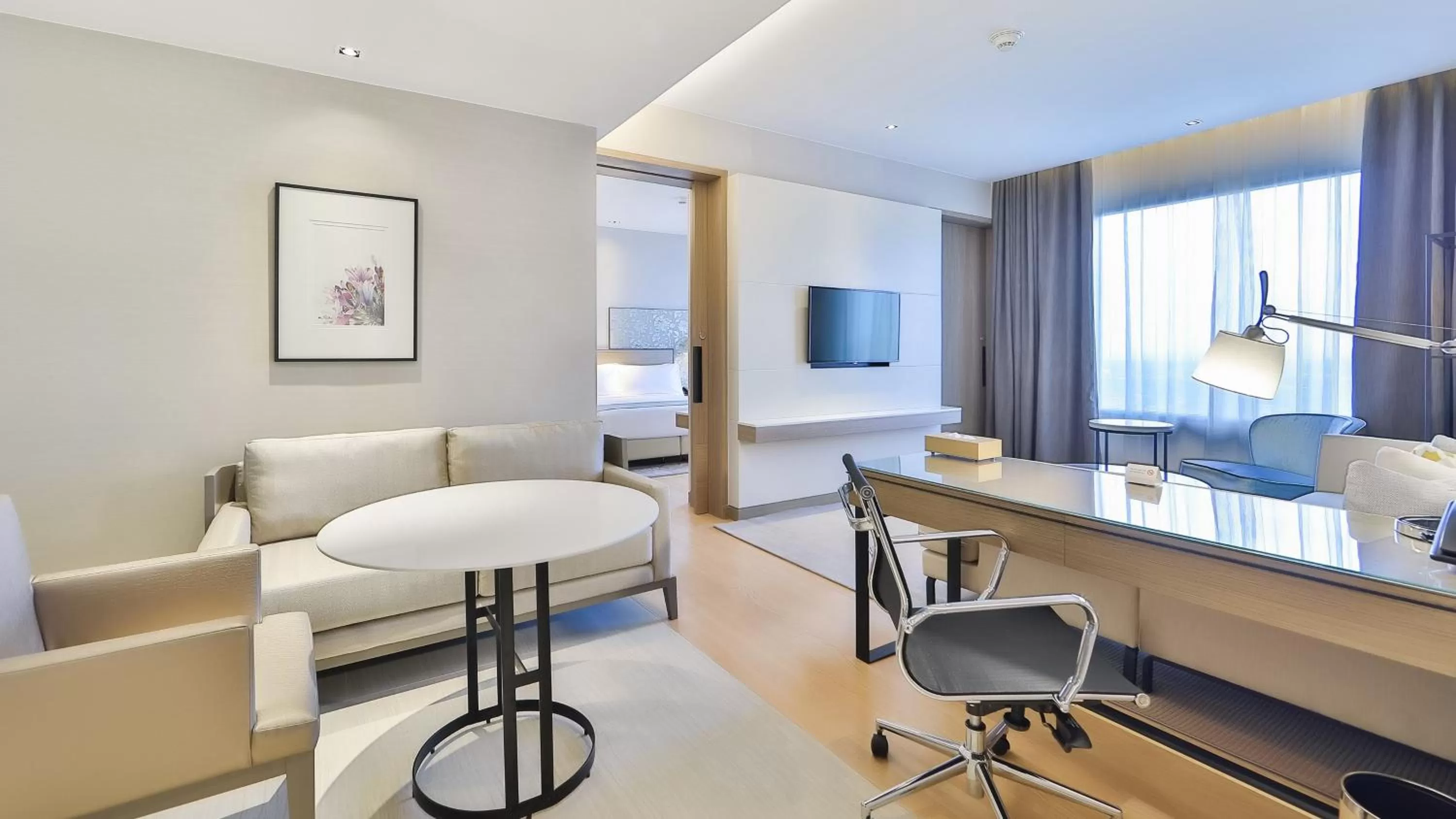 Photo of the whole room in Holiday Inn & Suites Rayong City Centre by IHG