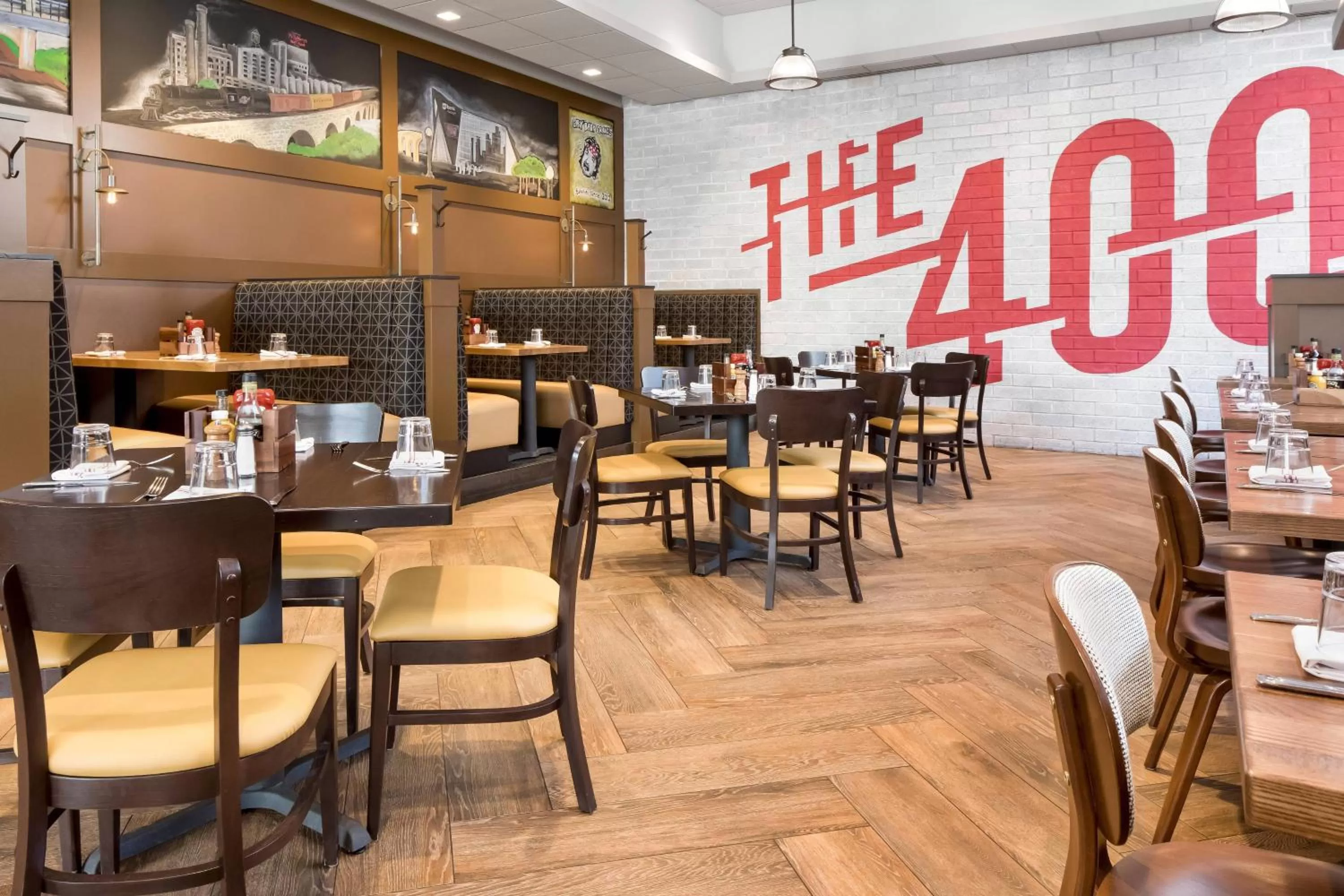 Restaurant/places to eat in Delta Hotels by Marriott Minneapolis Northeast