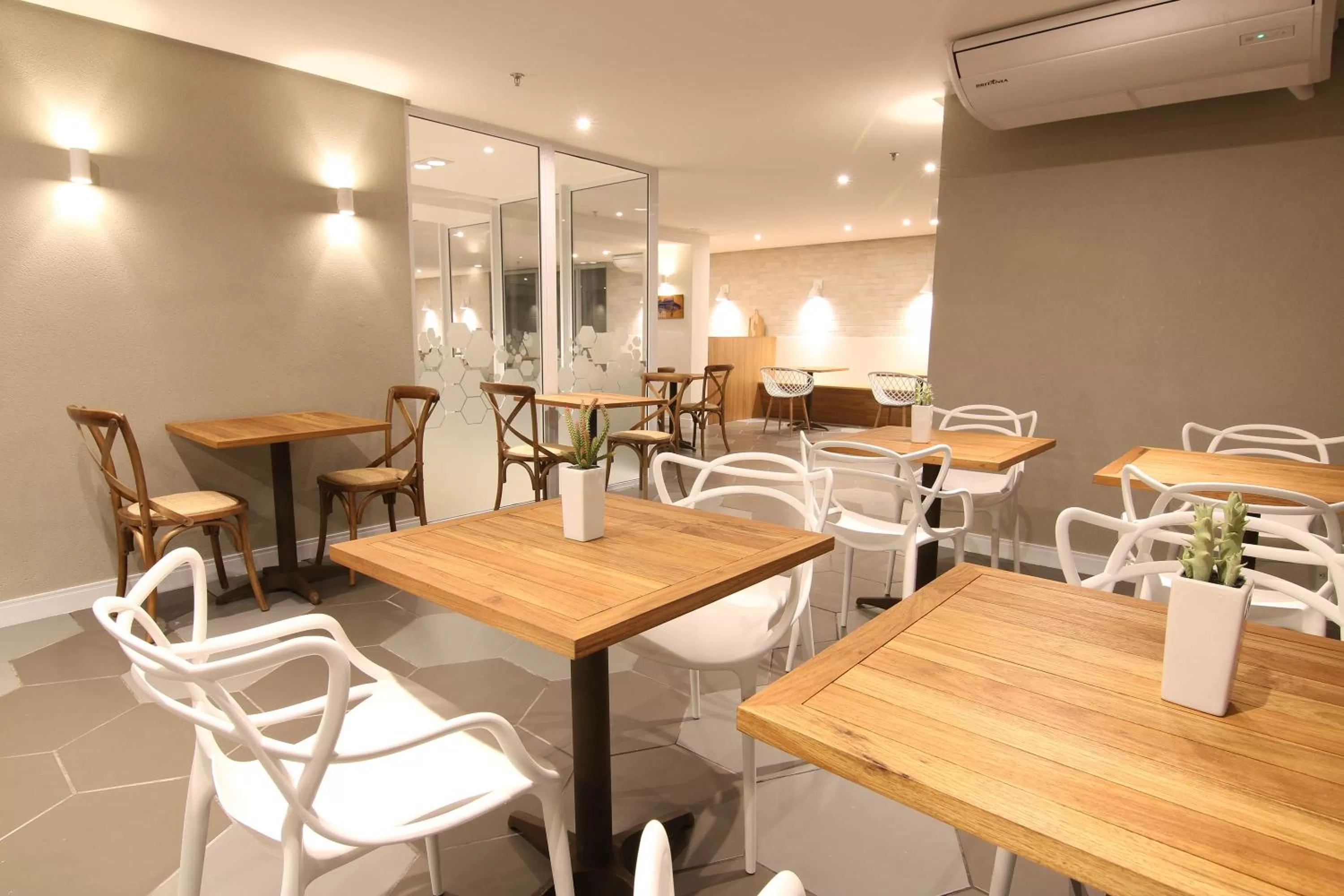 Restaurant/places to eat in Samba Bossa Nova Cabo Frio