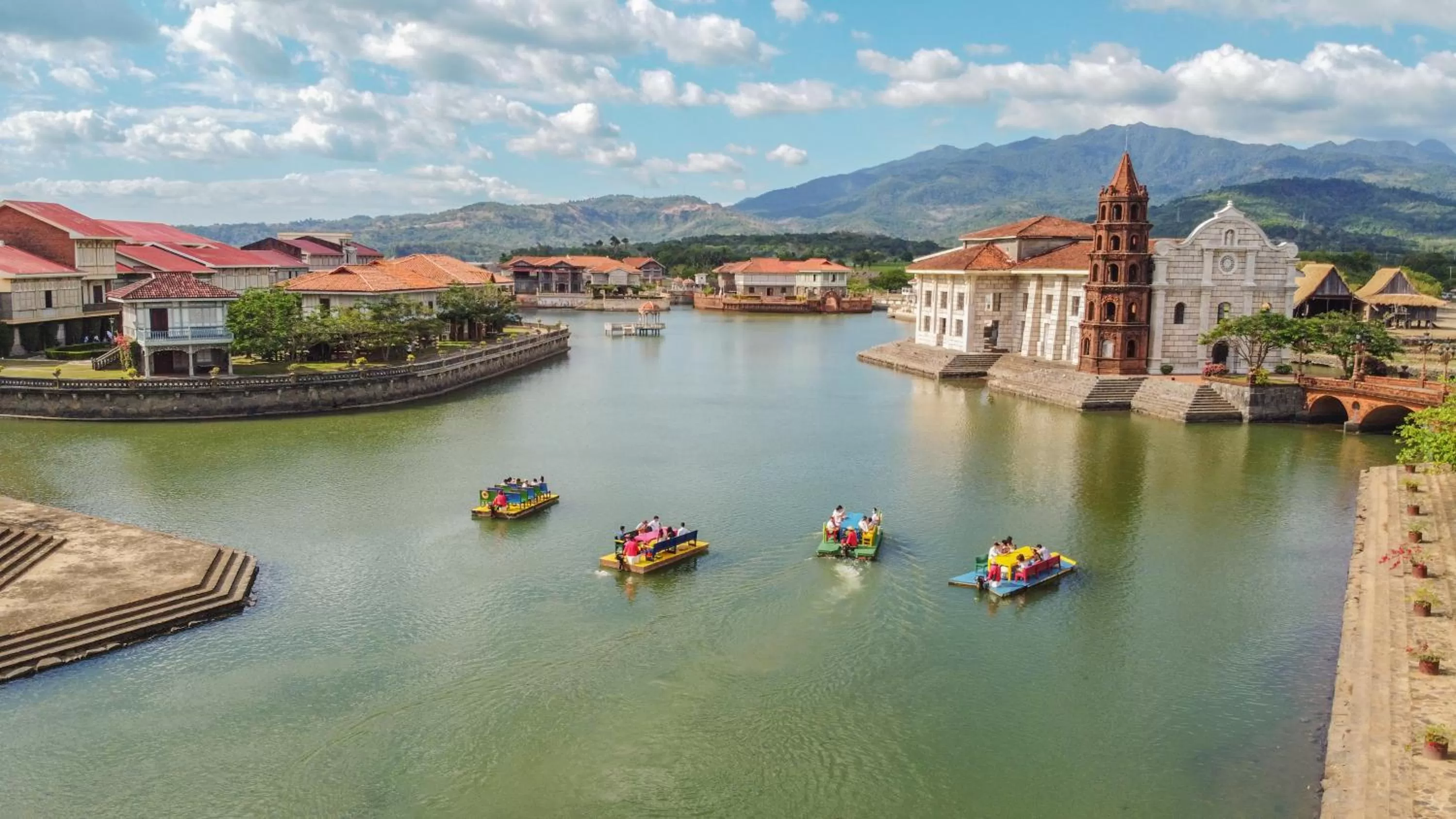 Las Casas Filipinas de Acuzar