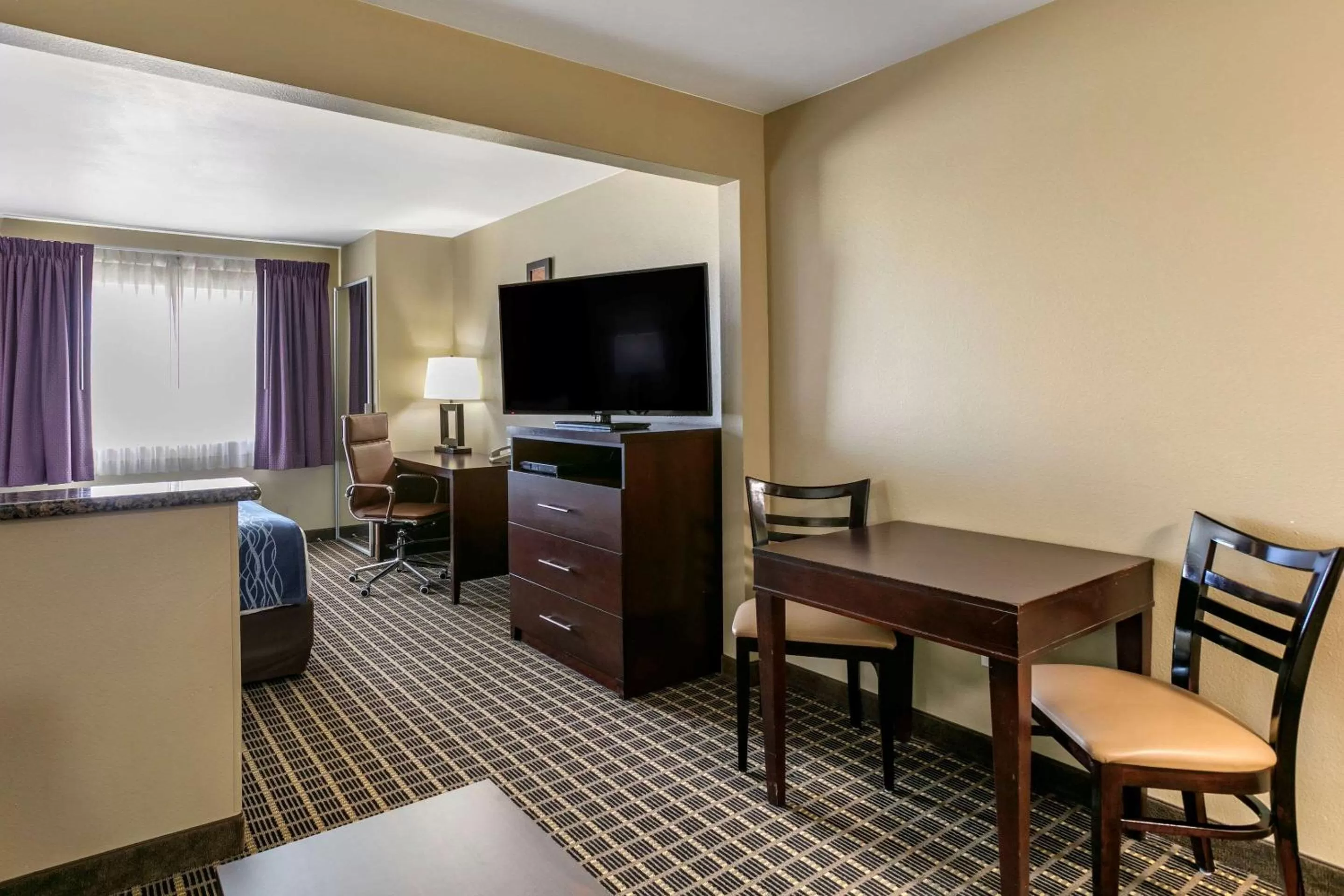 Photo of the whole room in Comfort Inn Fort Collins North