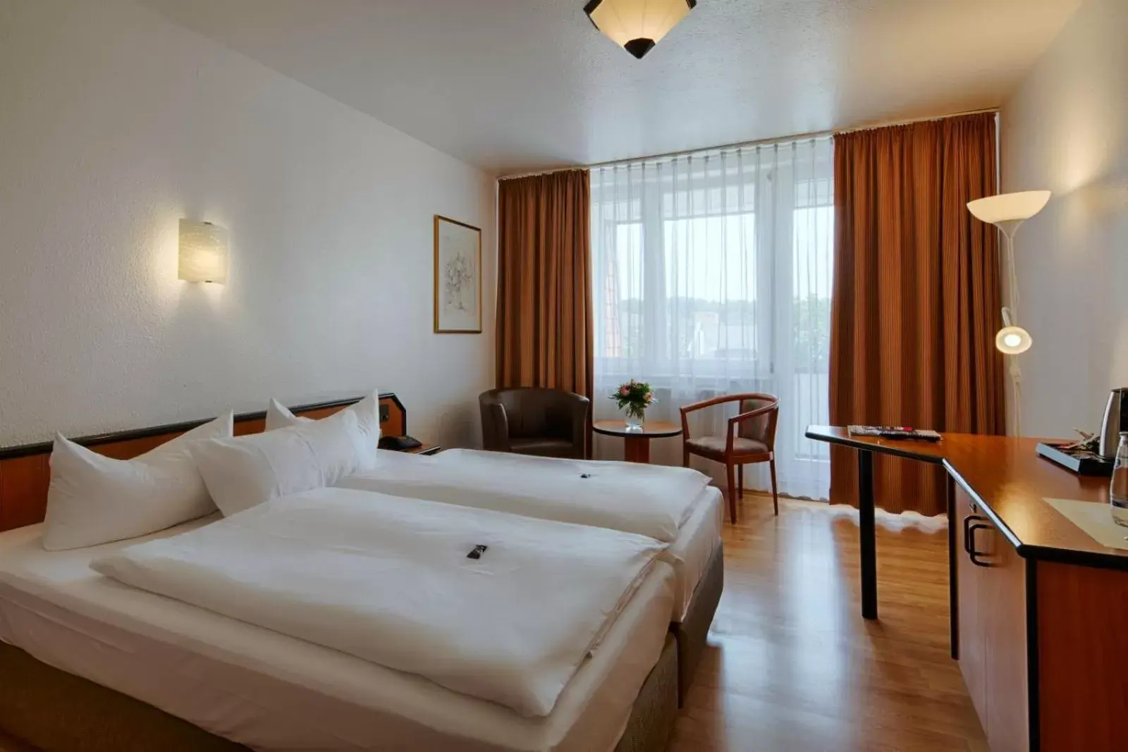 Double Room with Private Bathroom - single occupancy in Comfort Hotel Bernau Double Room with Private Bathroom - single occupancy in Comfort Hotel Bernau