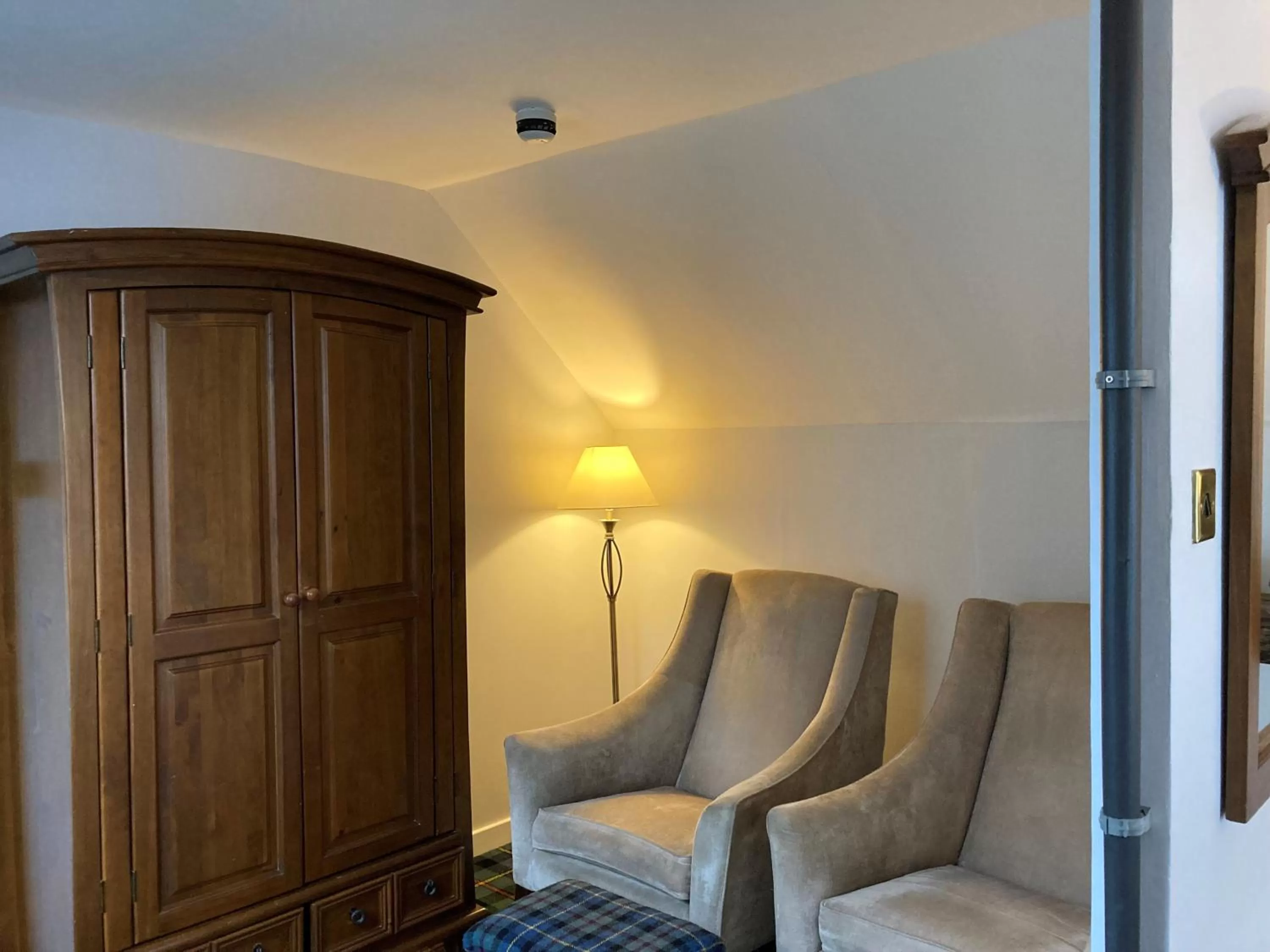 Seating Area in Dunstaffnage Marina Suites and Lodges