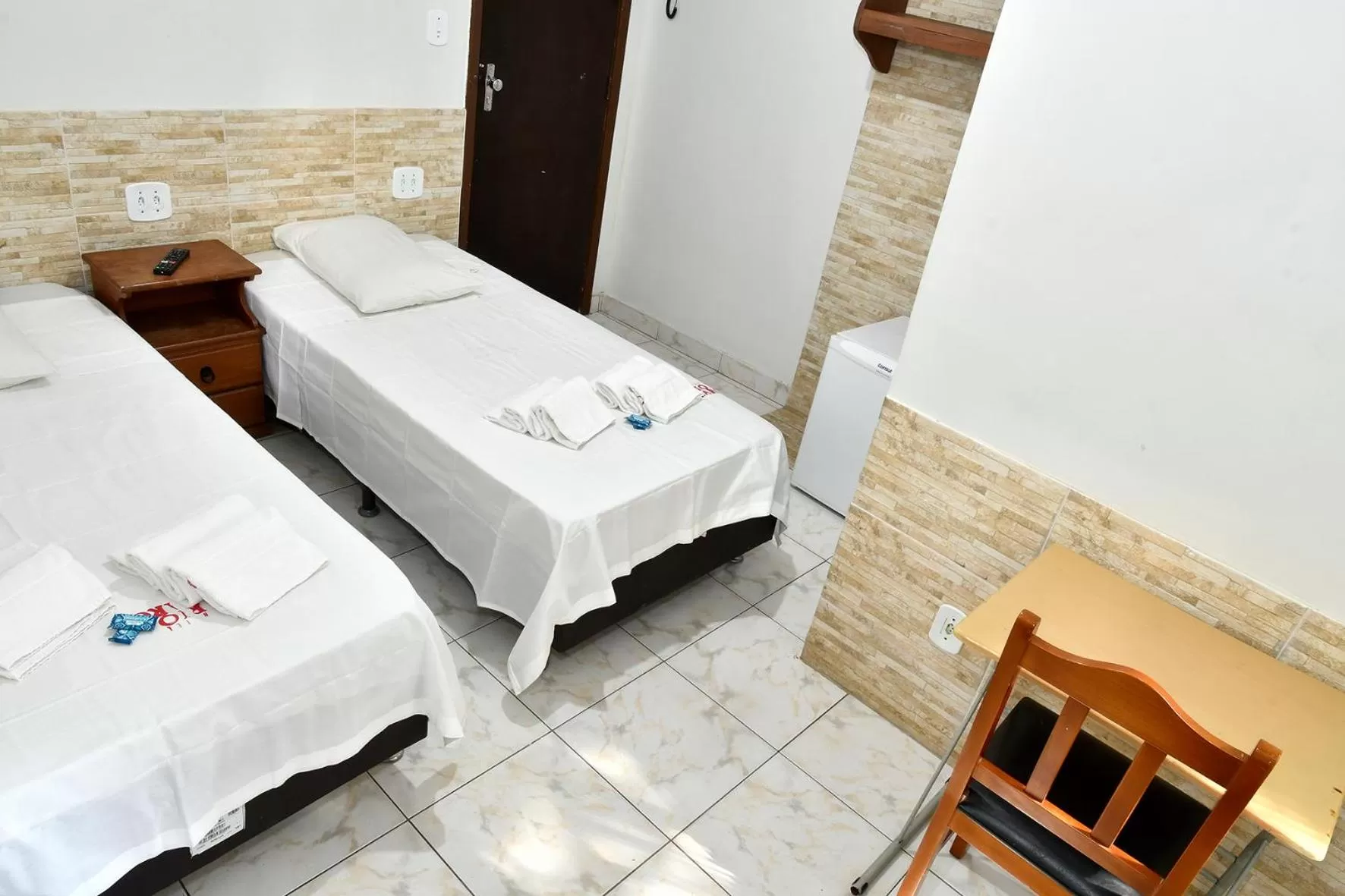 Photo of the whole room in Hotel Rio Claro