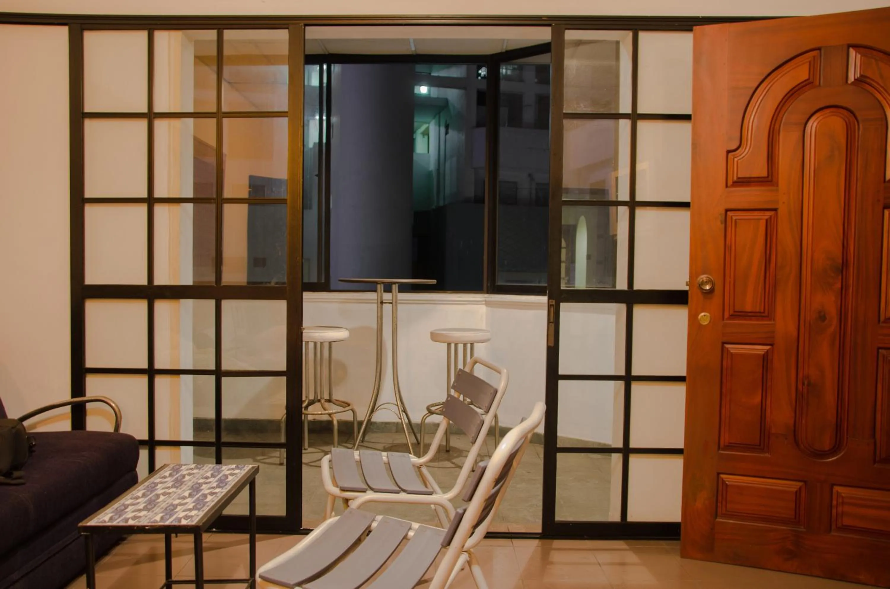 Photo of the whole room in Backpack Lanka