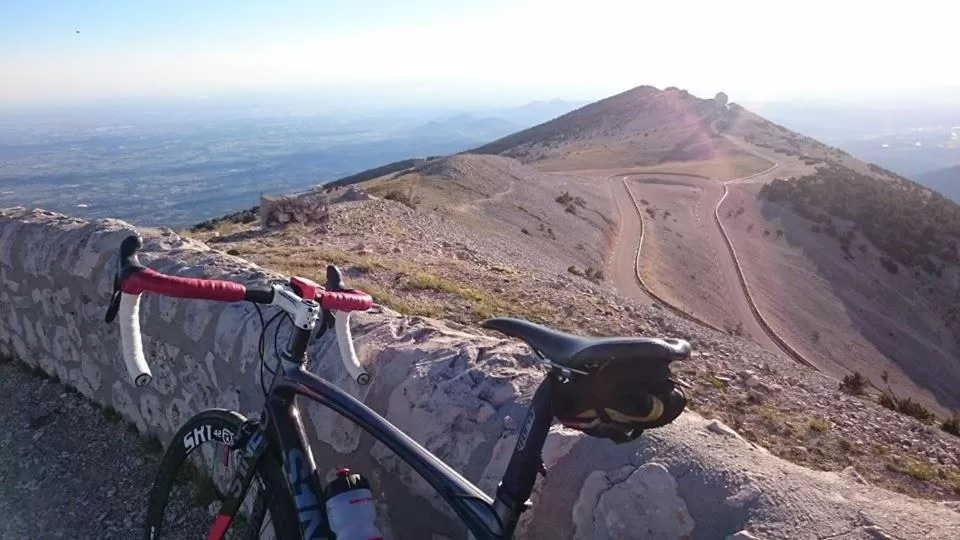 Hiking in Chambres d'Hôtes Aux Tournesols
