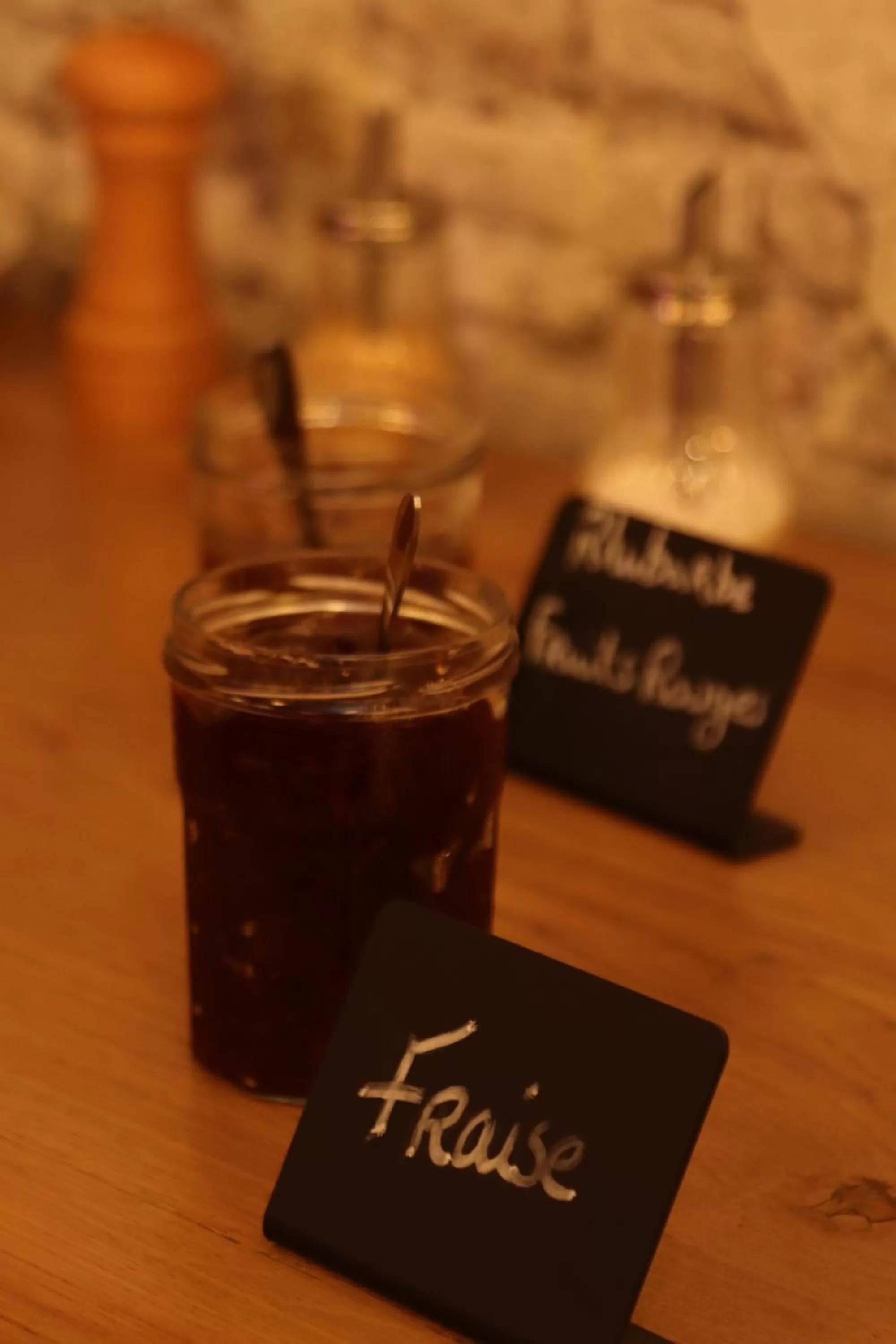 Breakfast in Hôtel & Restaurant Le Patio VICHY