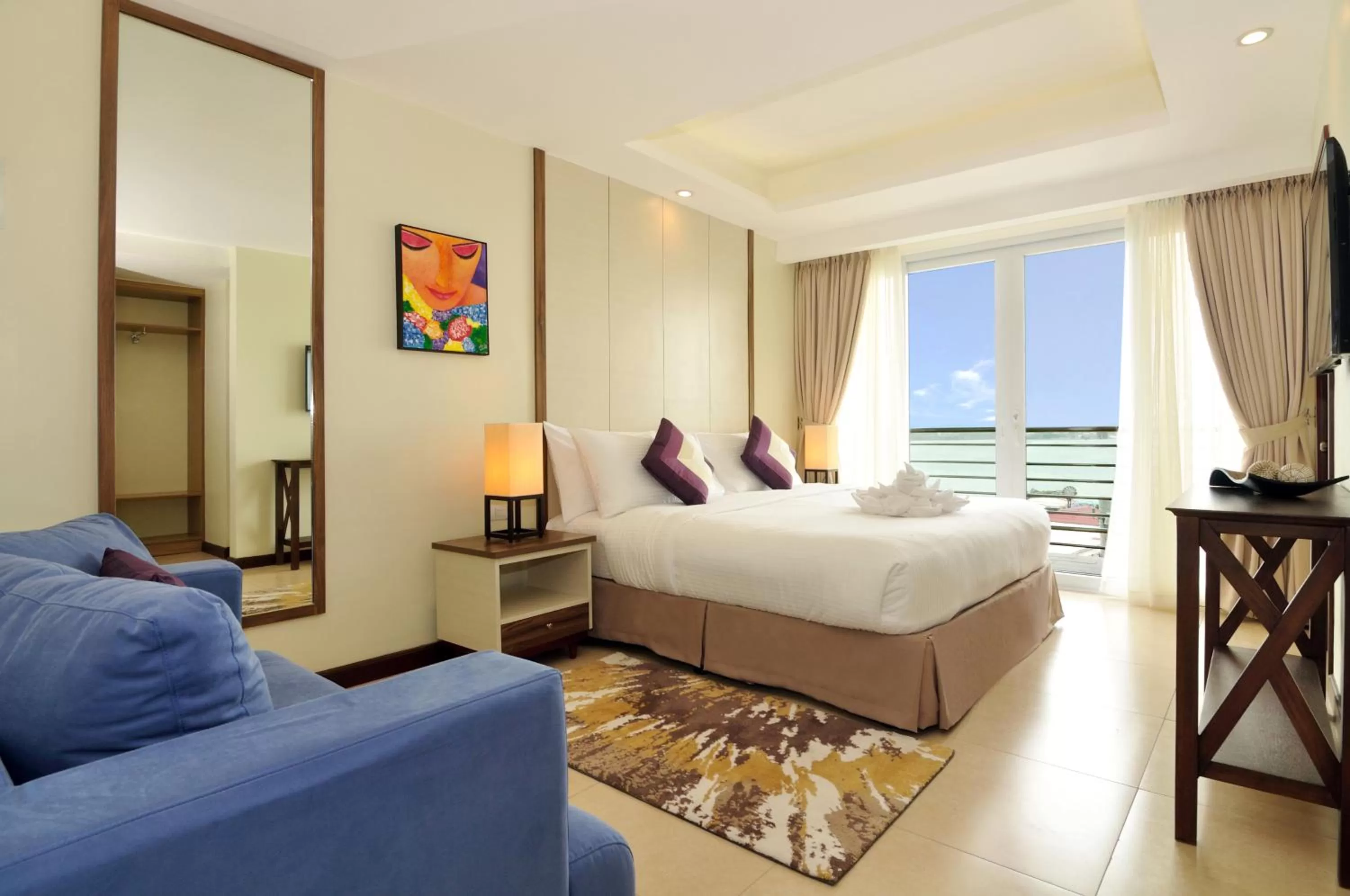 Photo of the whole room, Bed in Belian Hotel