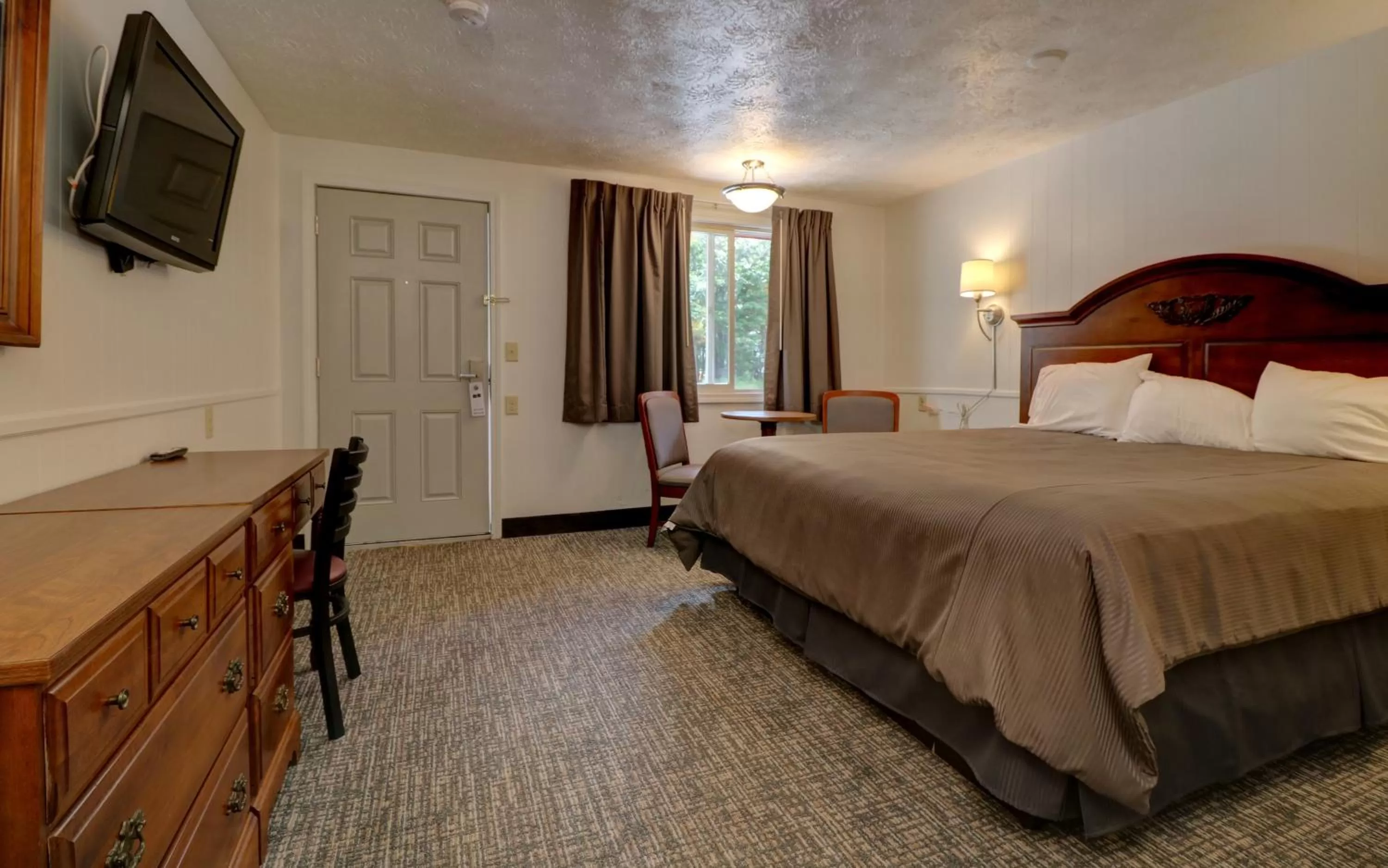 King Room - Non-Smoking in Sanfordinn