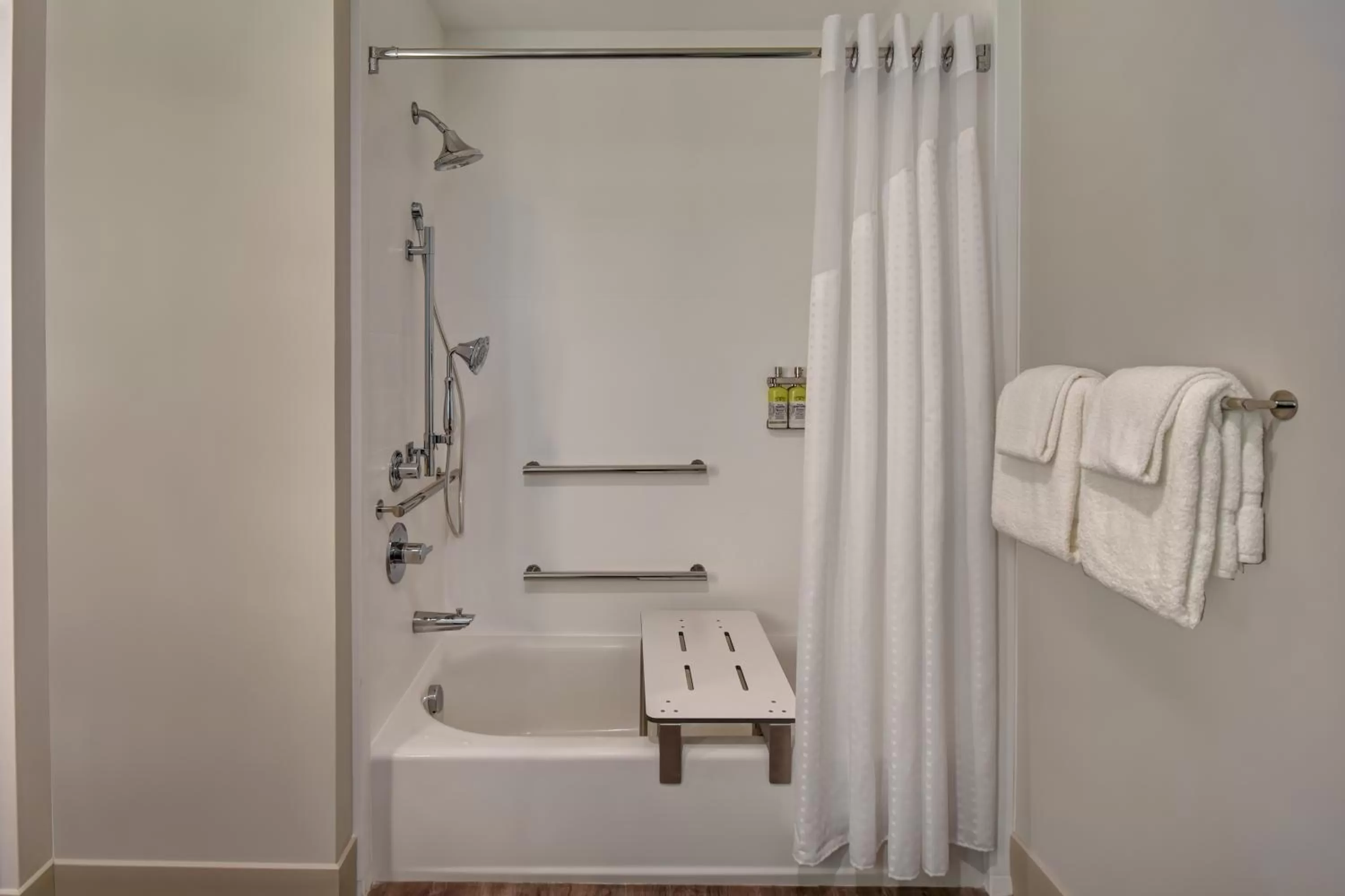 King Room - Mobility Access Tub - Non-Smoking in Holiday Inn Express & Suites - Galveston Beach, an IHG Hotel