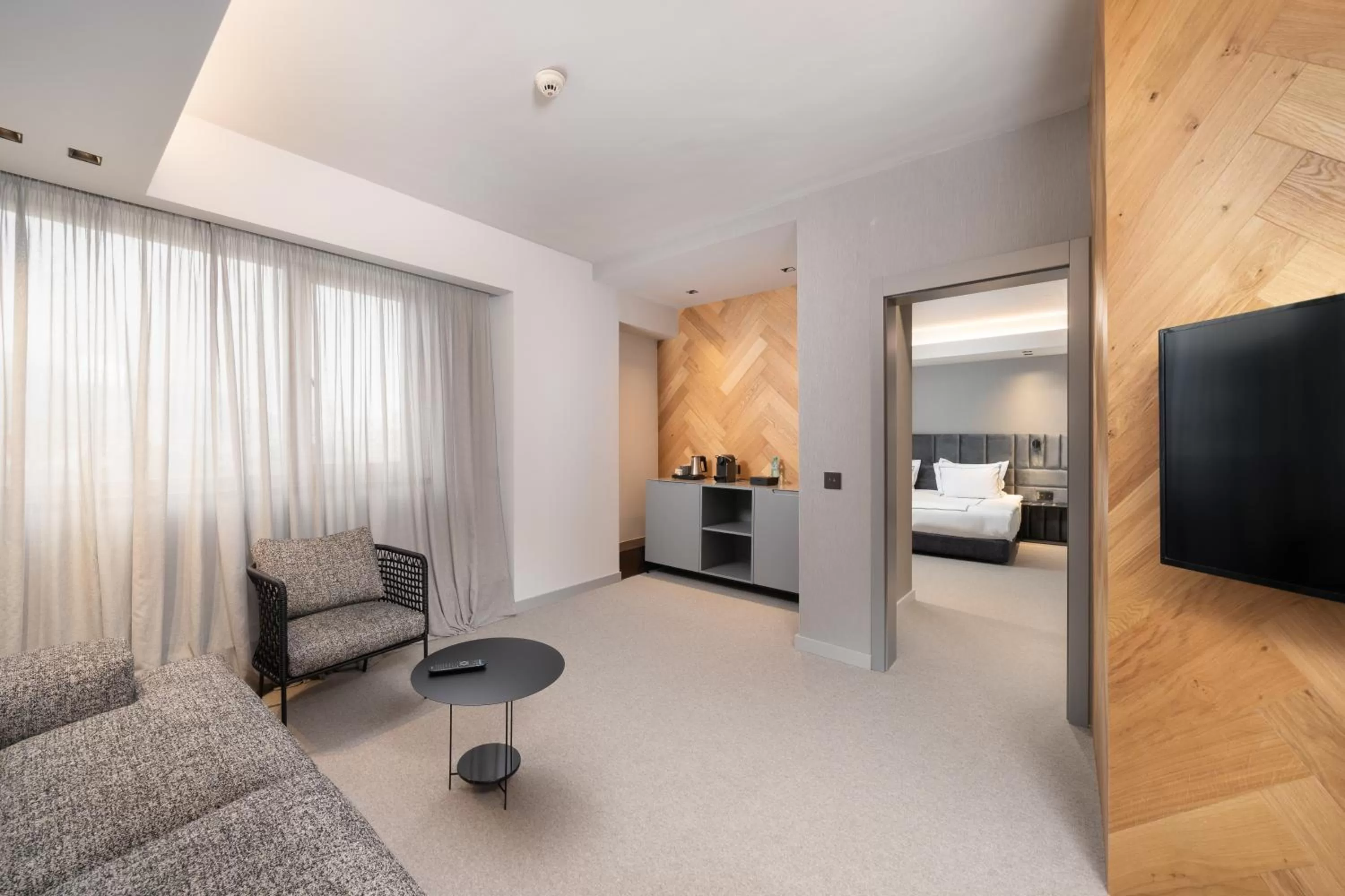 Living room, Bed in Hotel VEGA Sofia