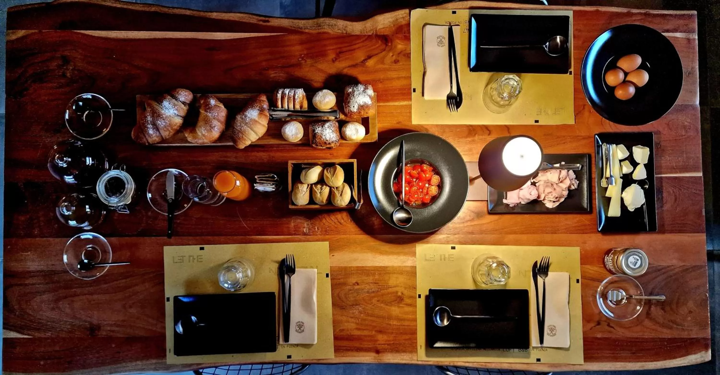 GARAGE47 Storica Officina Meccanica LOFT B&B iN PIENZA