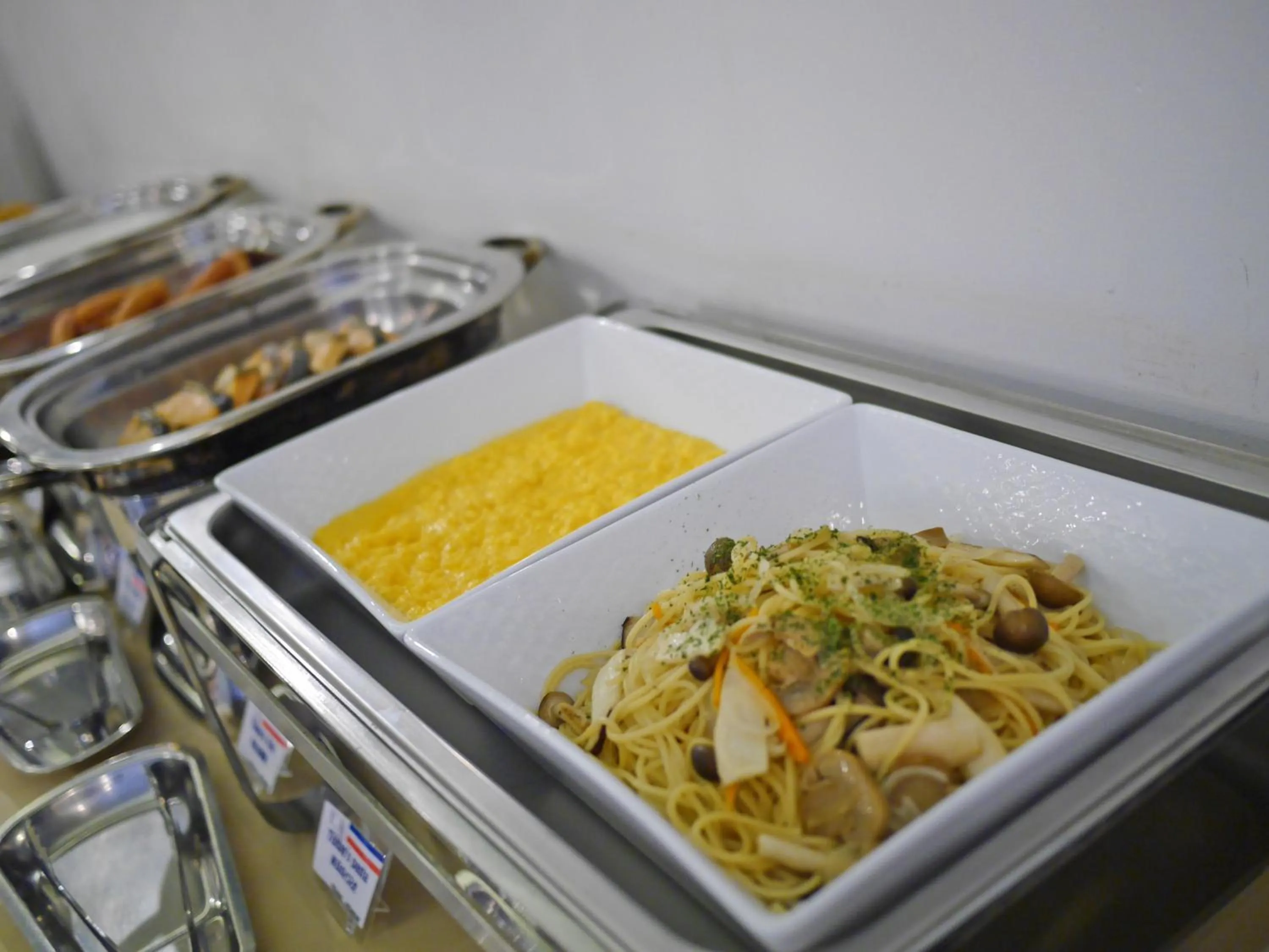 Restaurant/places to eat in HOTEL MYSTAYS Kameido