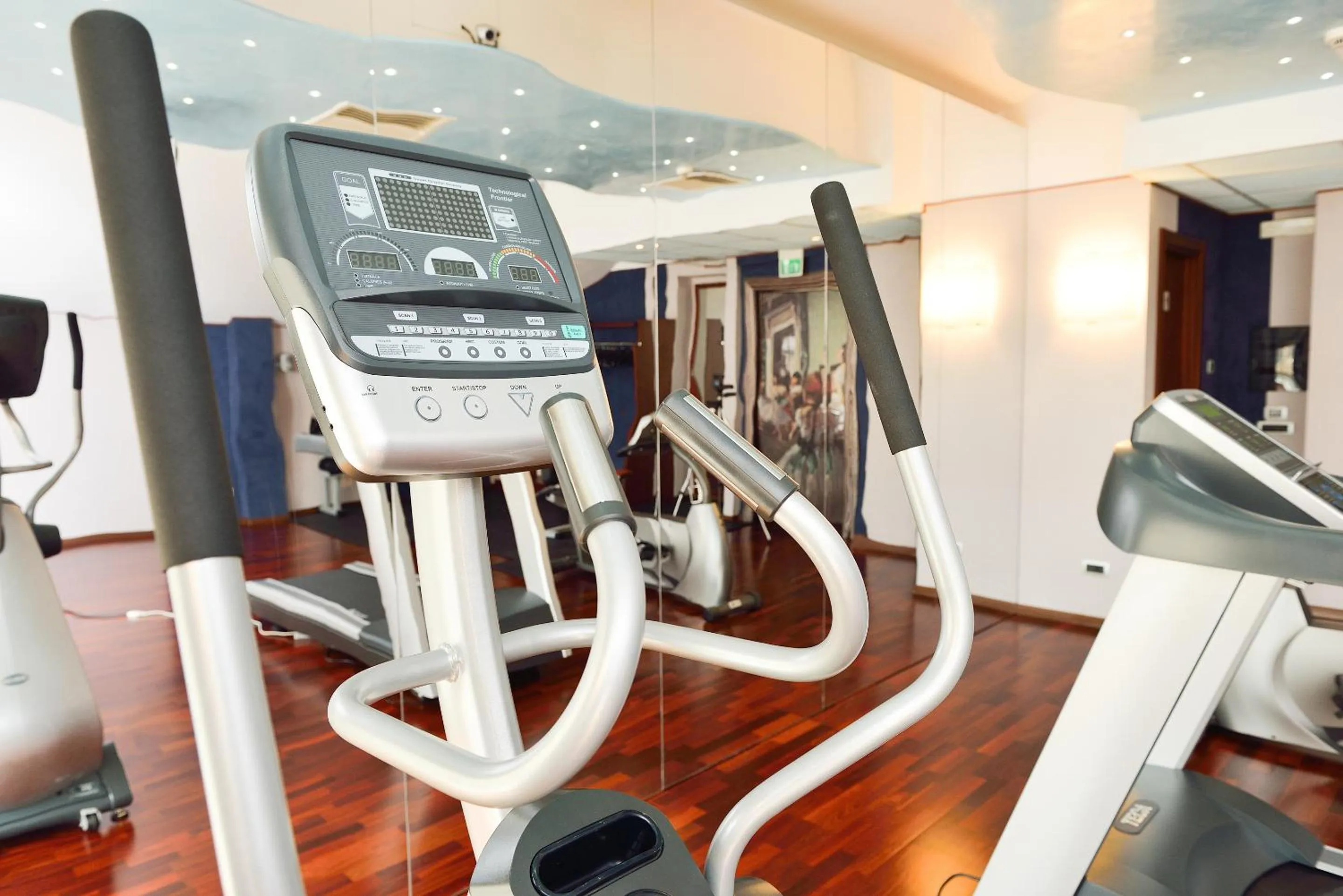 Fitness centre/facilities in Victoria Hotel