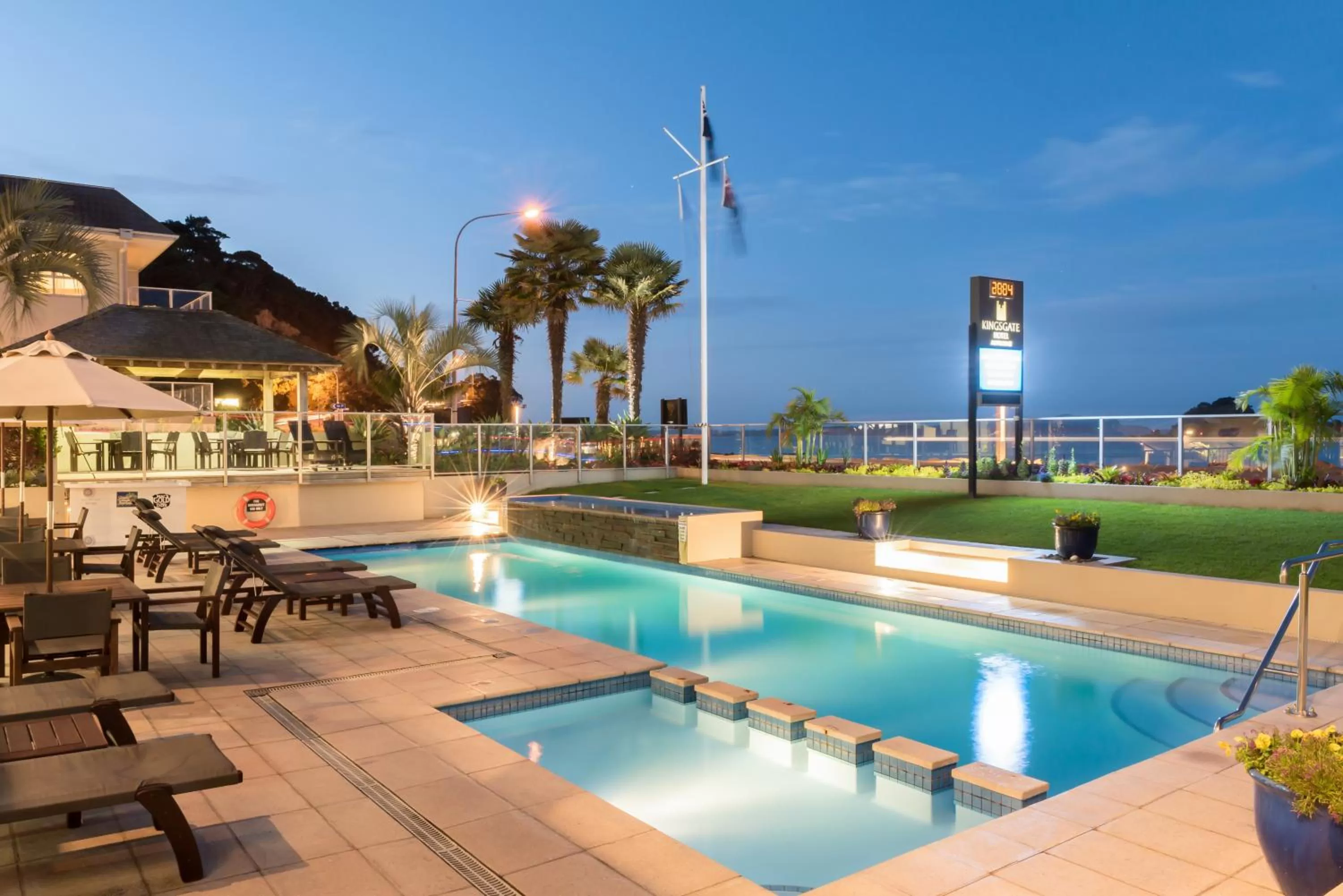 Balcony/Terrace in Kingsgate Hotel Autolodge Paihia