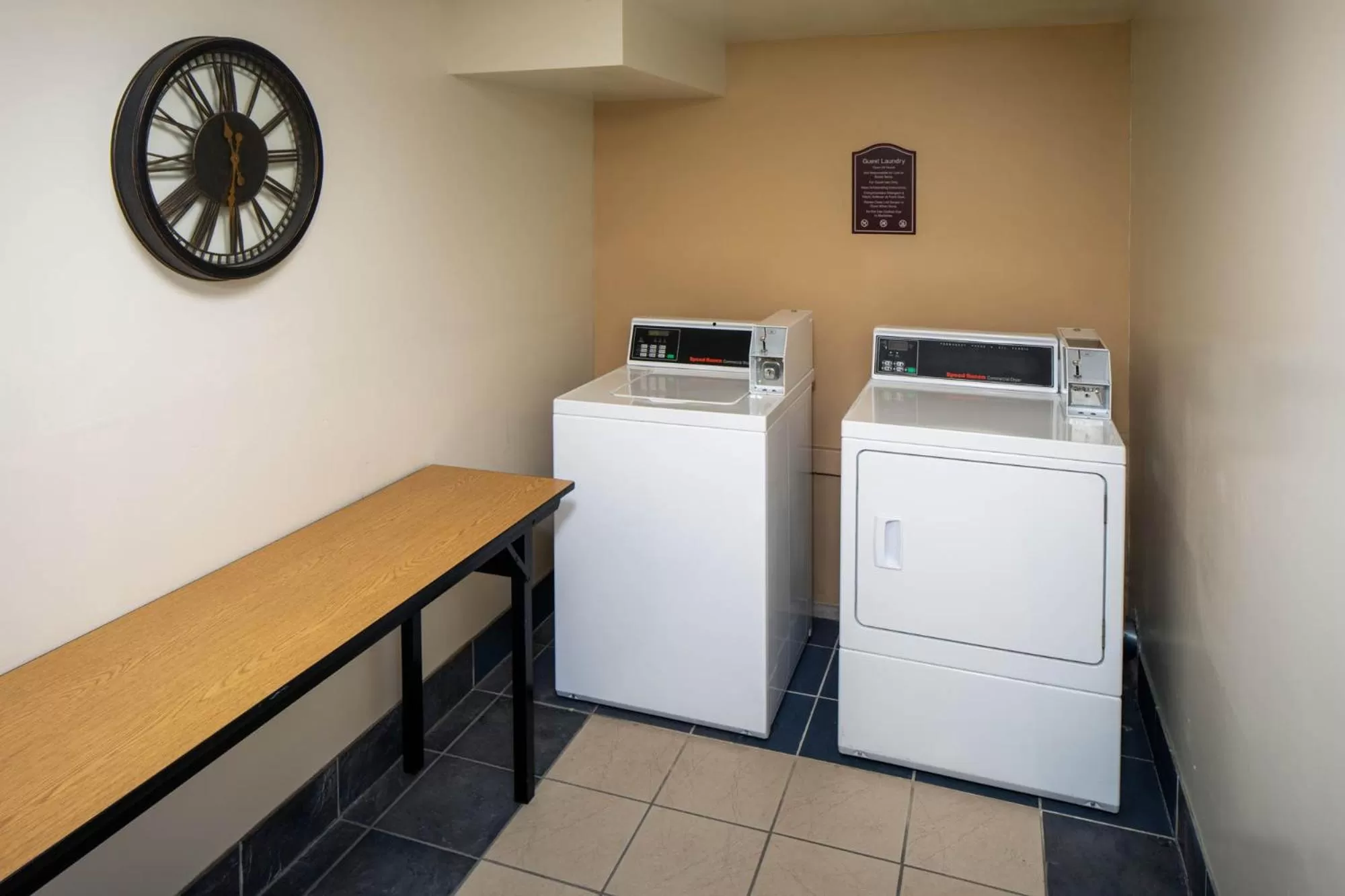laundry in Best Western University Inn