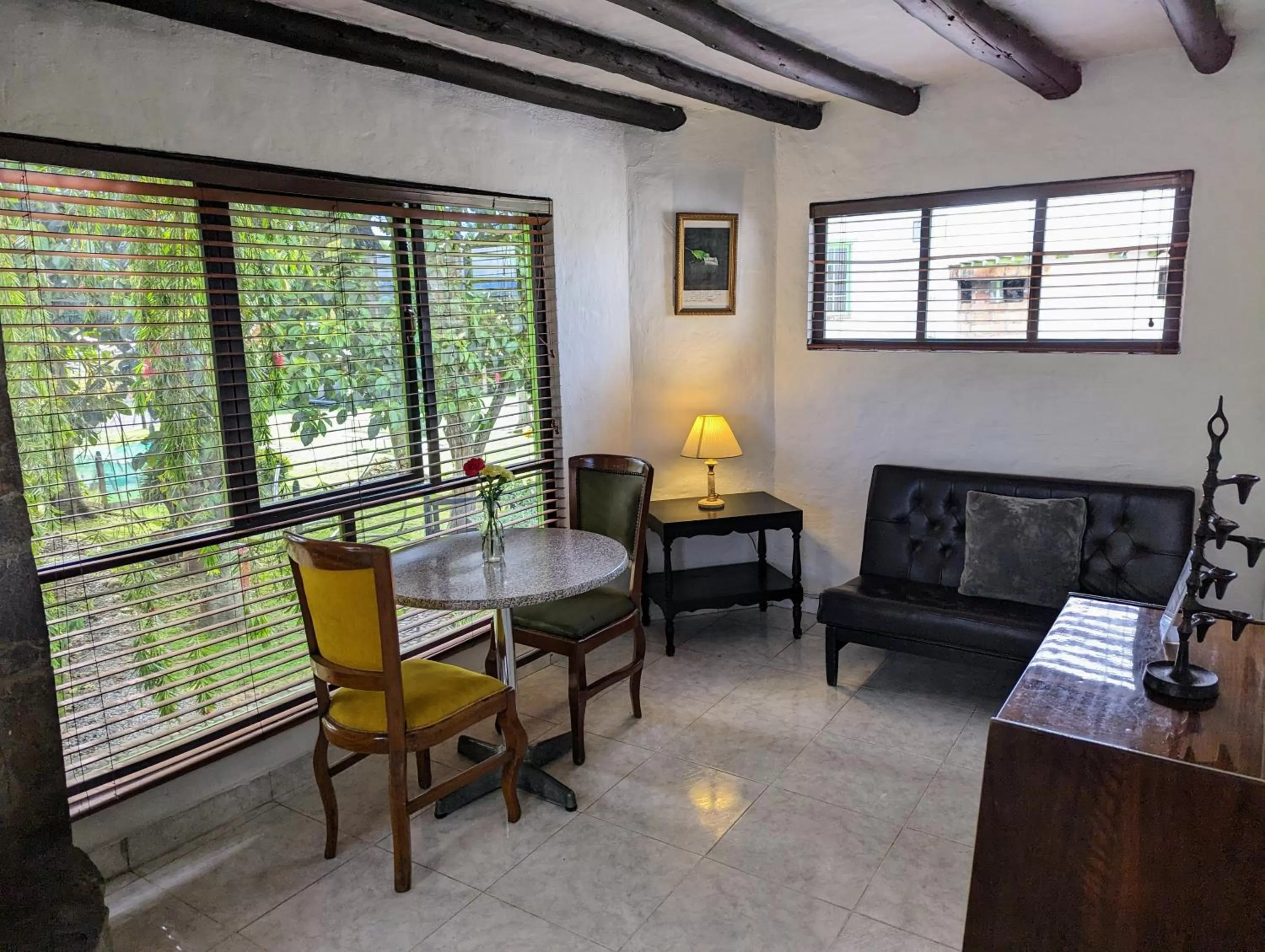 Living room, Seating Area in Posada Cafe La Huerta