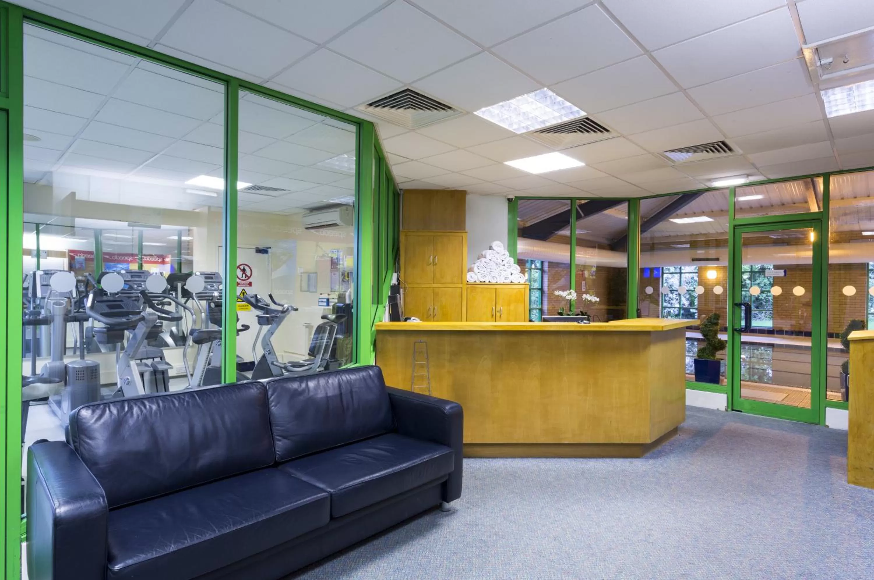 Spa and wellness centre/facilities in Holiday Inn Rugby-Northampton M1 Jct18 by IHG