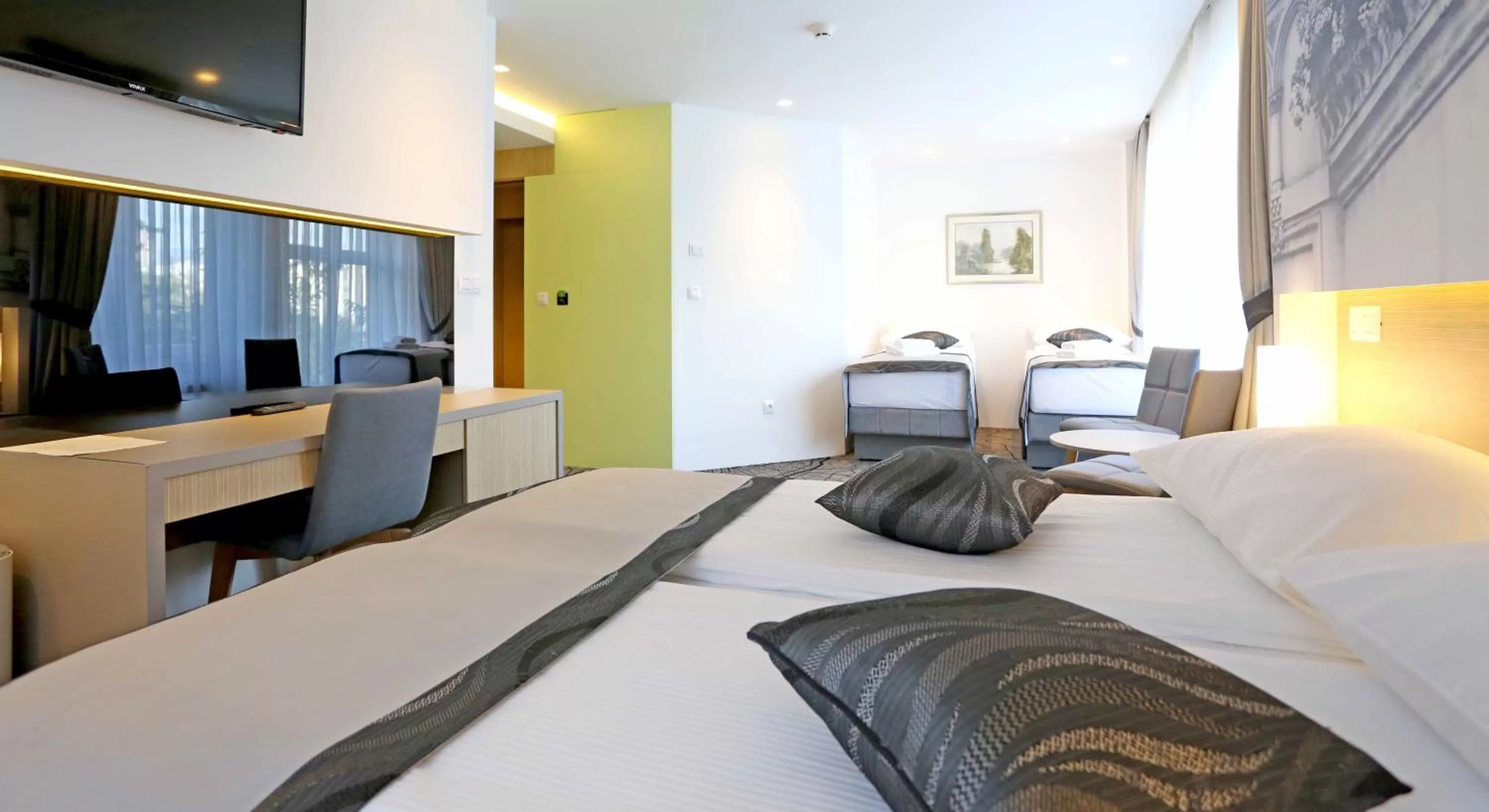 Bedroom, Bed in Hotel Grad