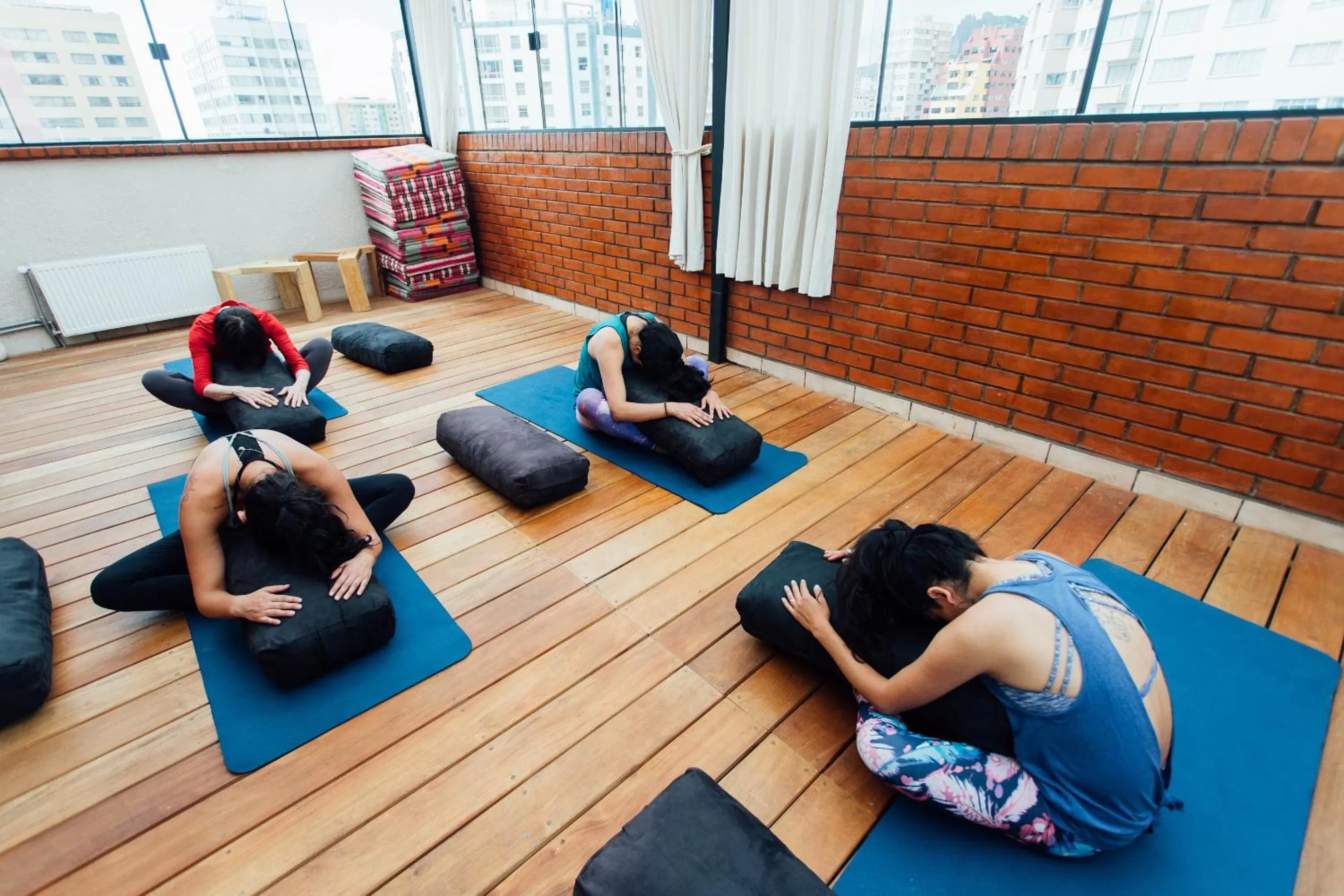 People in Selina La Paz