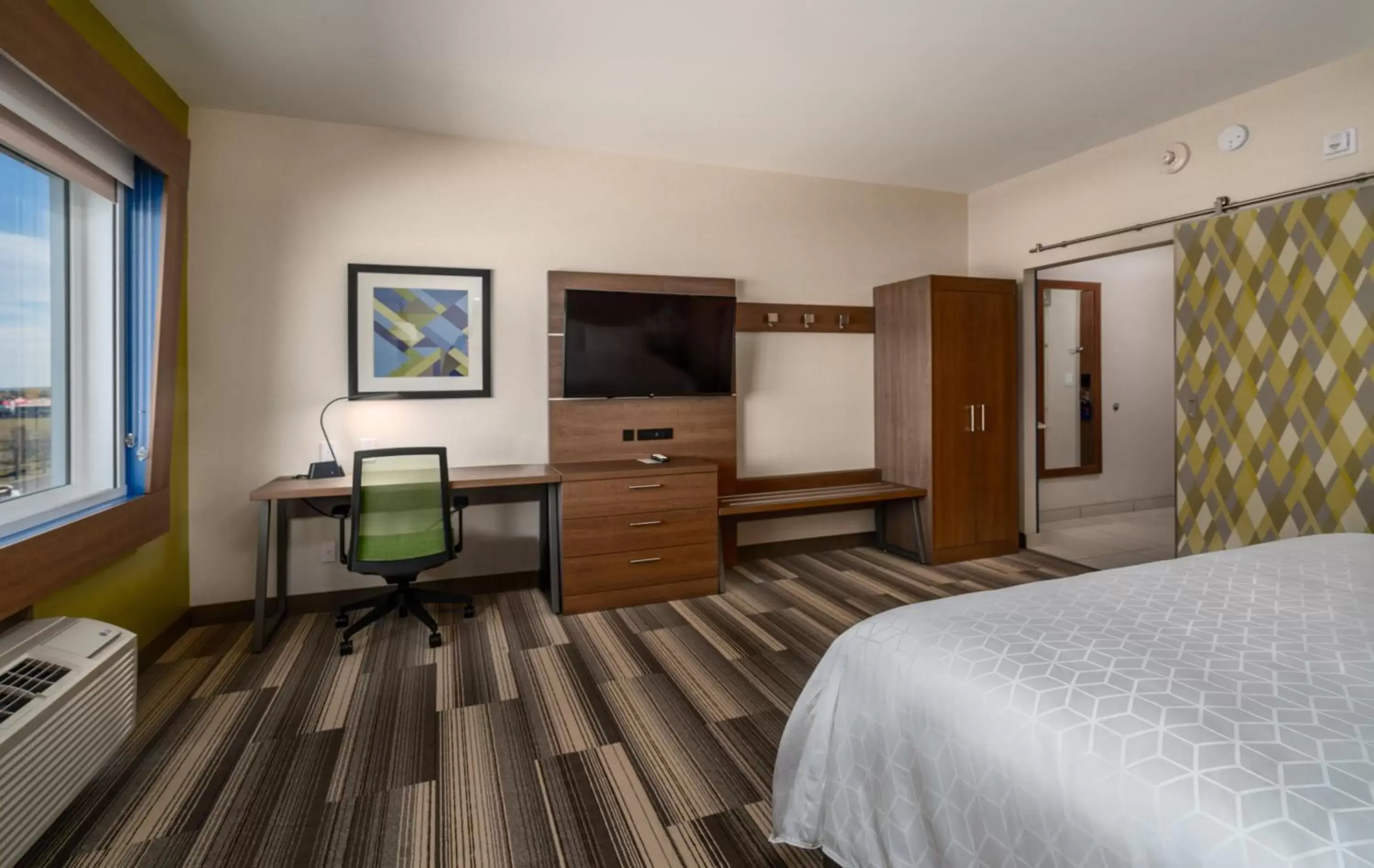 Standard Room in Holiday Inn Express & Suites - Brandon by IHG Standard Room in Holiday Inn Express & Suites - Brandon by IHG