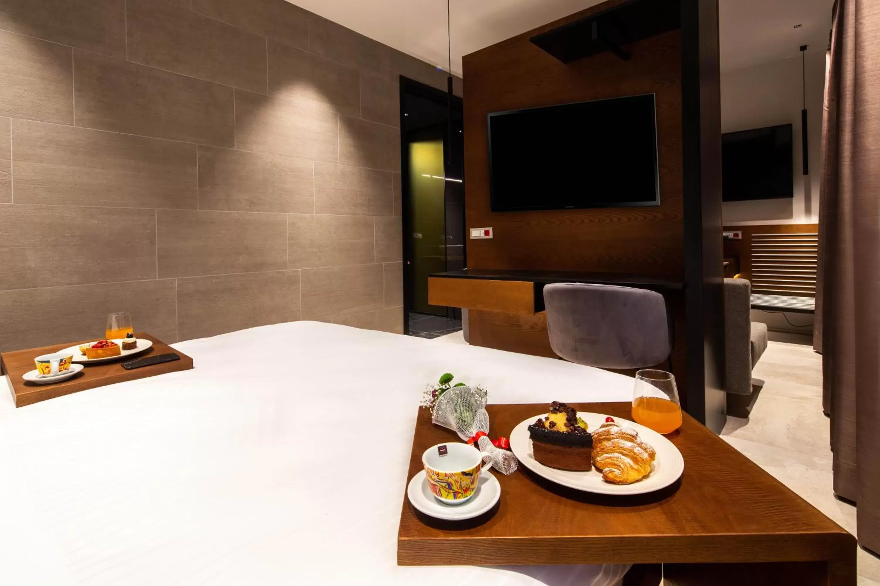 Comfort Family Room in The Corner Duomo Hotel Comfort Family Room in The Corner Duomo Hotel