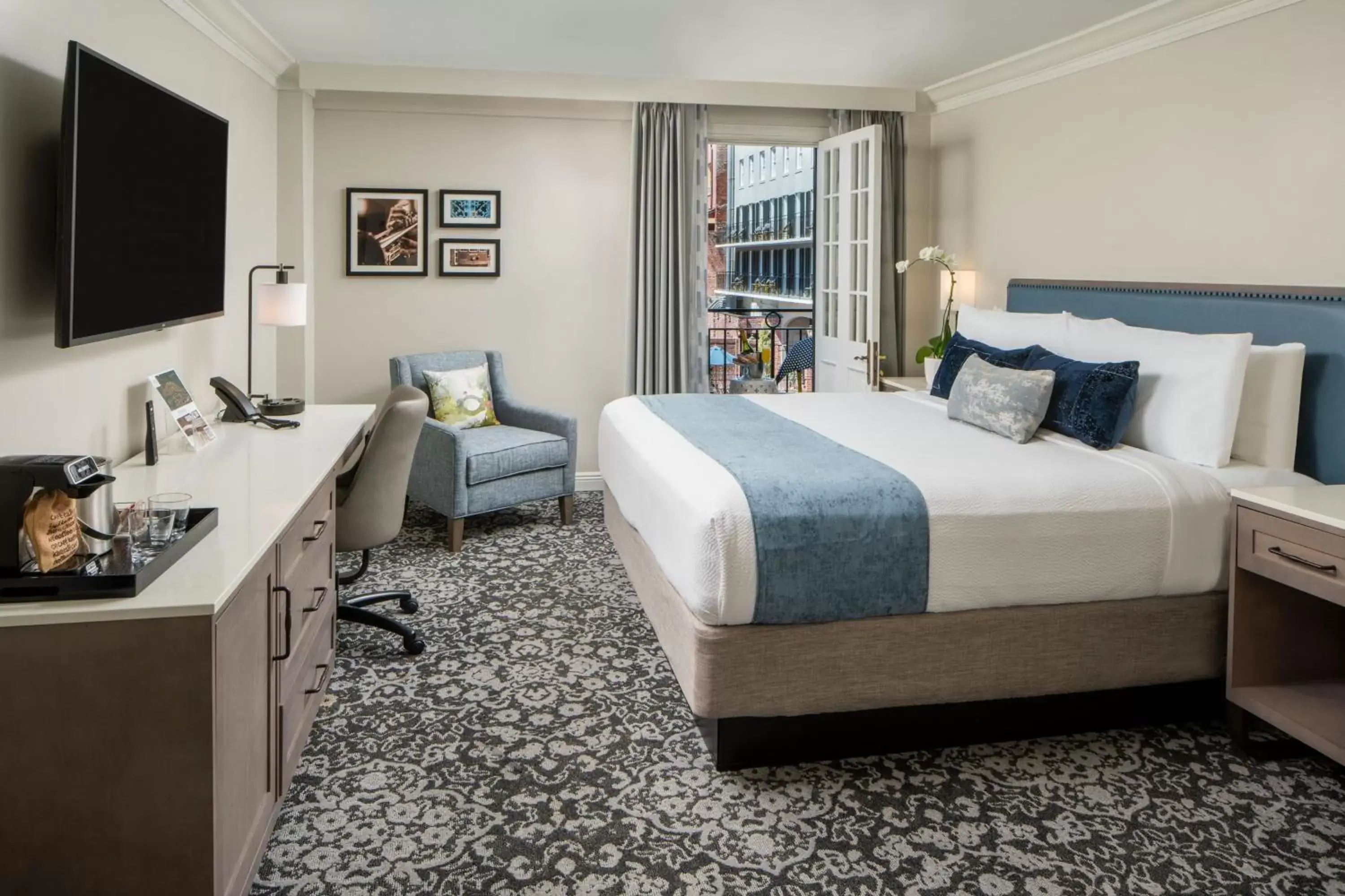 Deluxe Guest Room, Balcony, 1 King Bed, Courtyard View in Four Points by Sheraton French Quarter Deluxe Guest Room, Balcony, 1 King Bed, Courtyard View in Four Points by Sheraton French Quarter