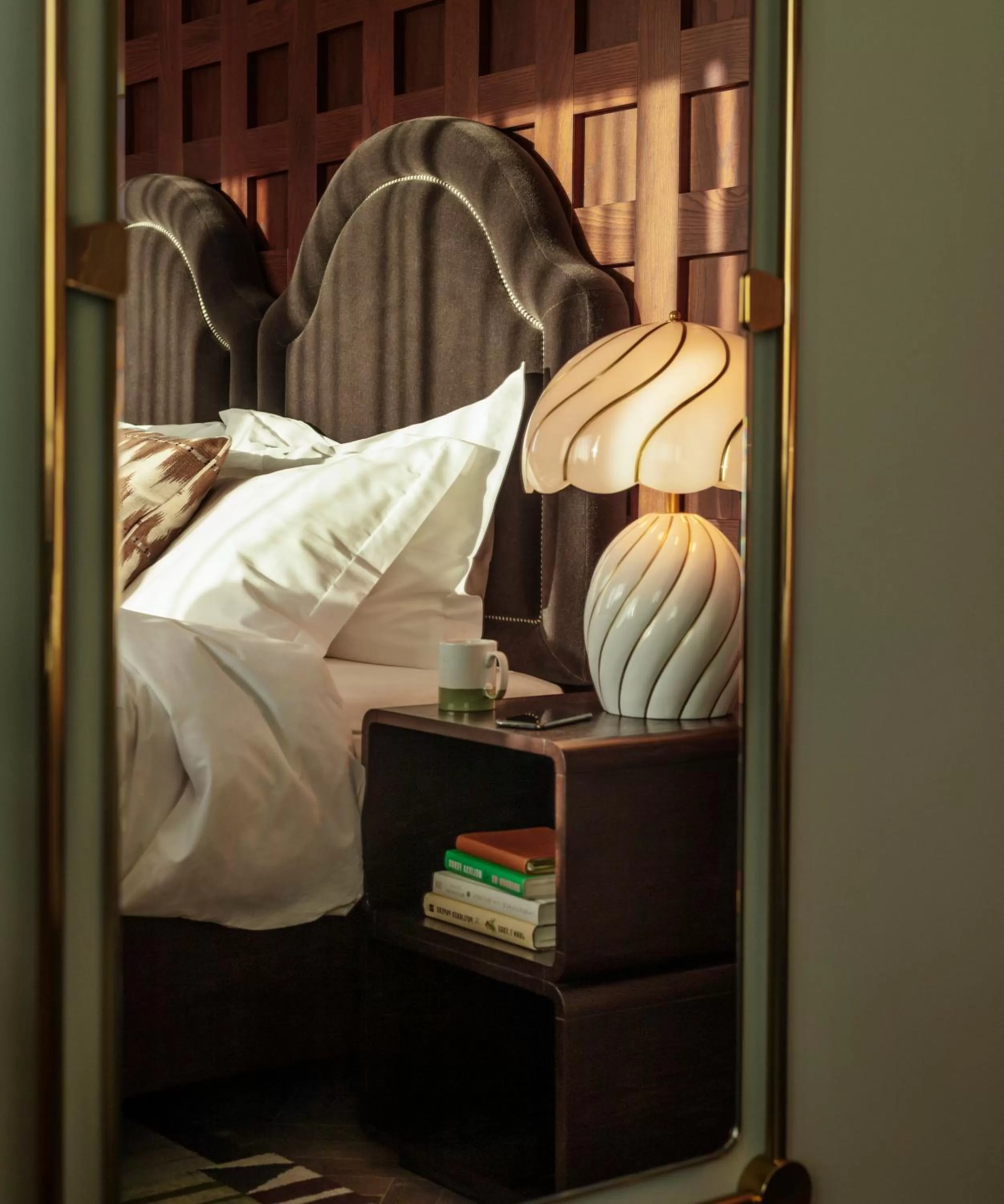 Bedroom, Bed in The Hoxton, Rome