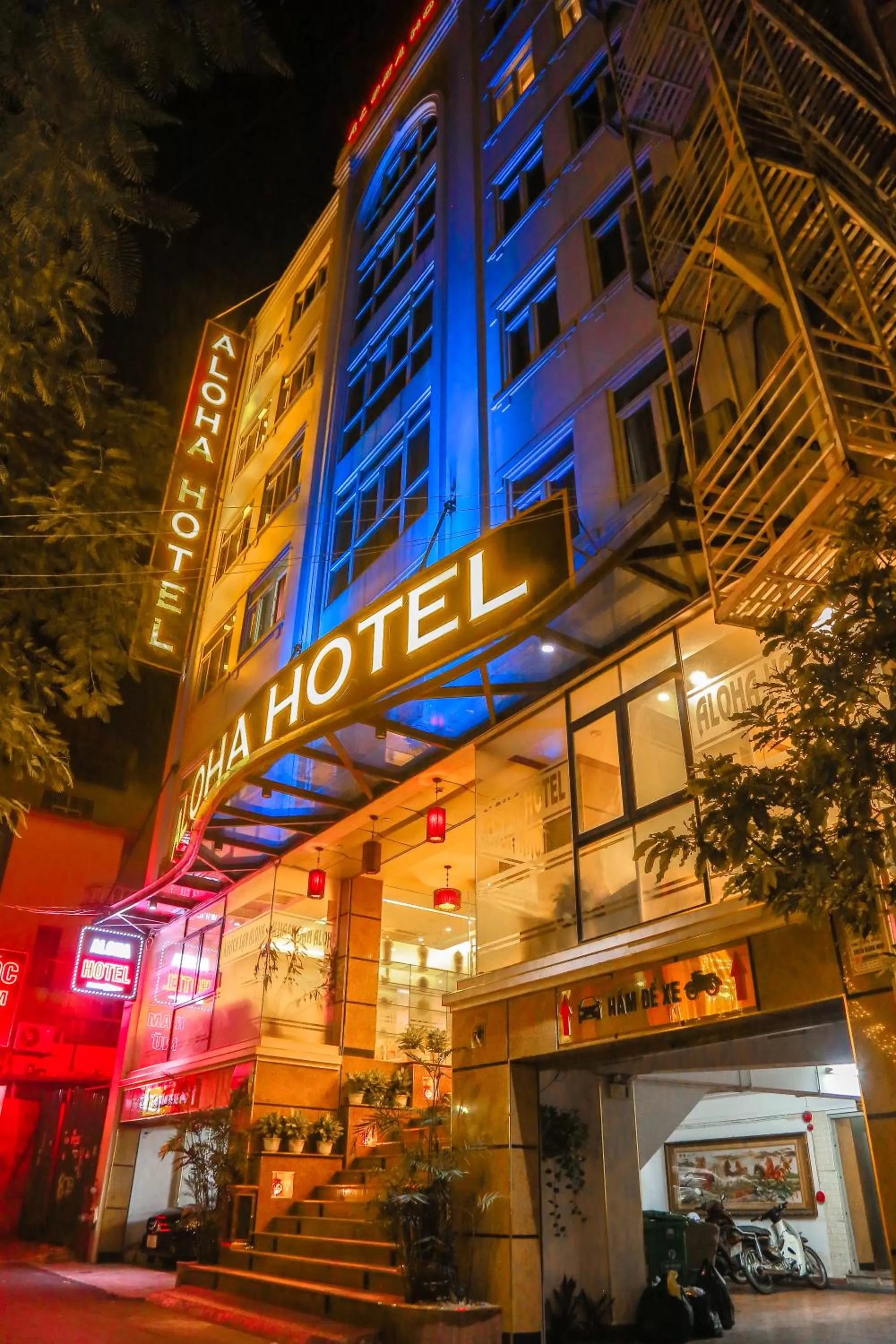 Property Building in Aloha Hotel