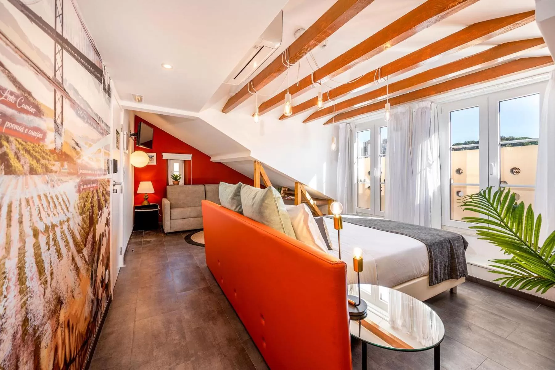 Seating Area in Lisbon Wine House - Rooms & Suites