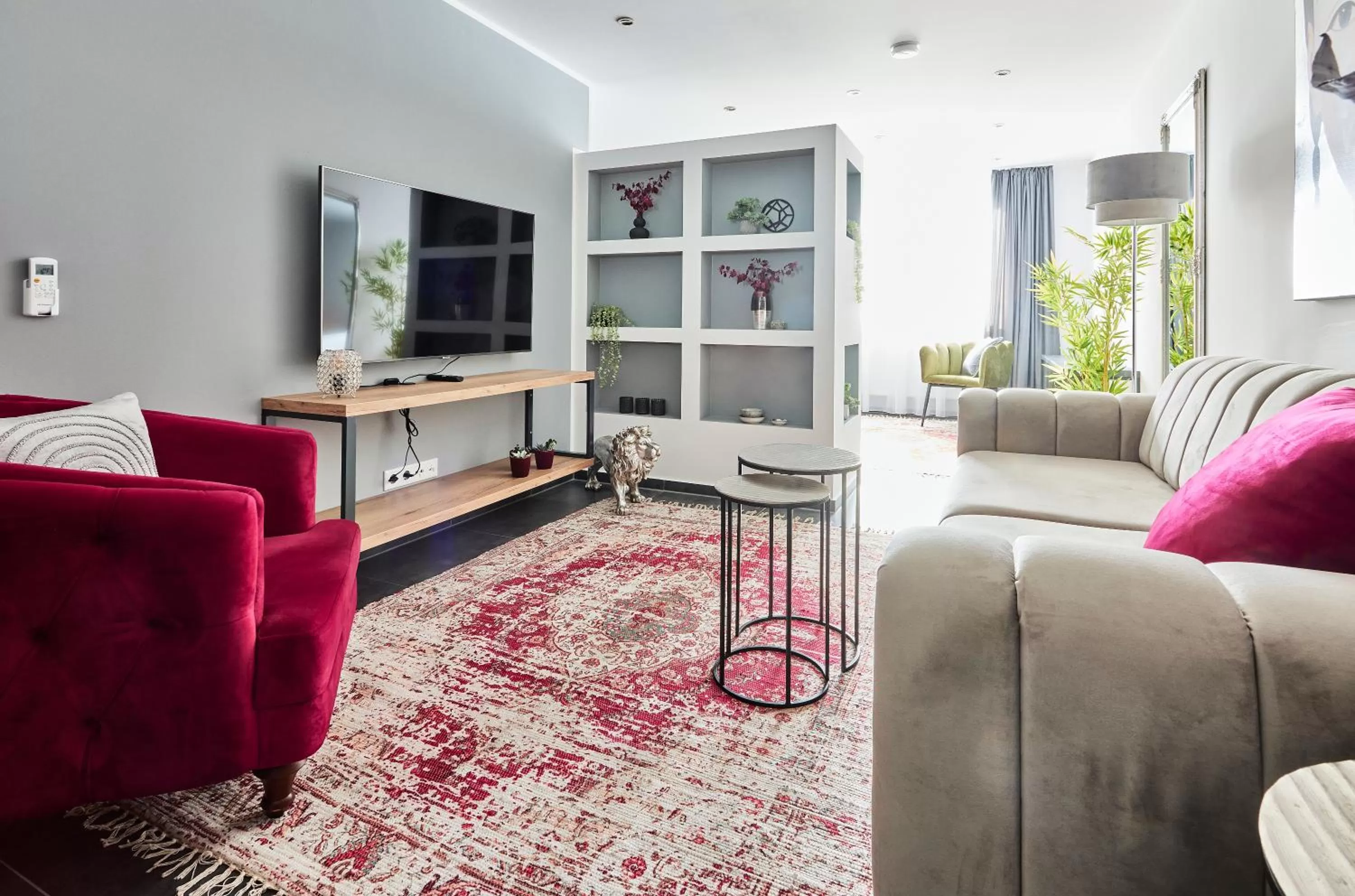 TV and multimedia in MARRAM Suitehotel