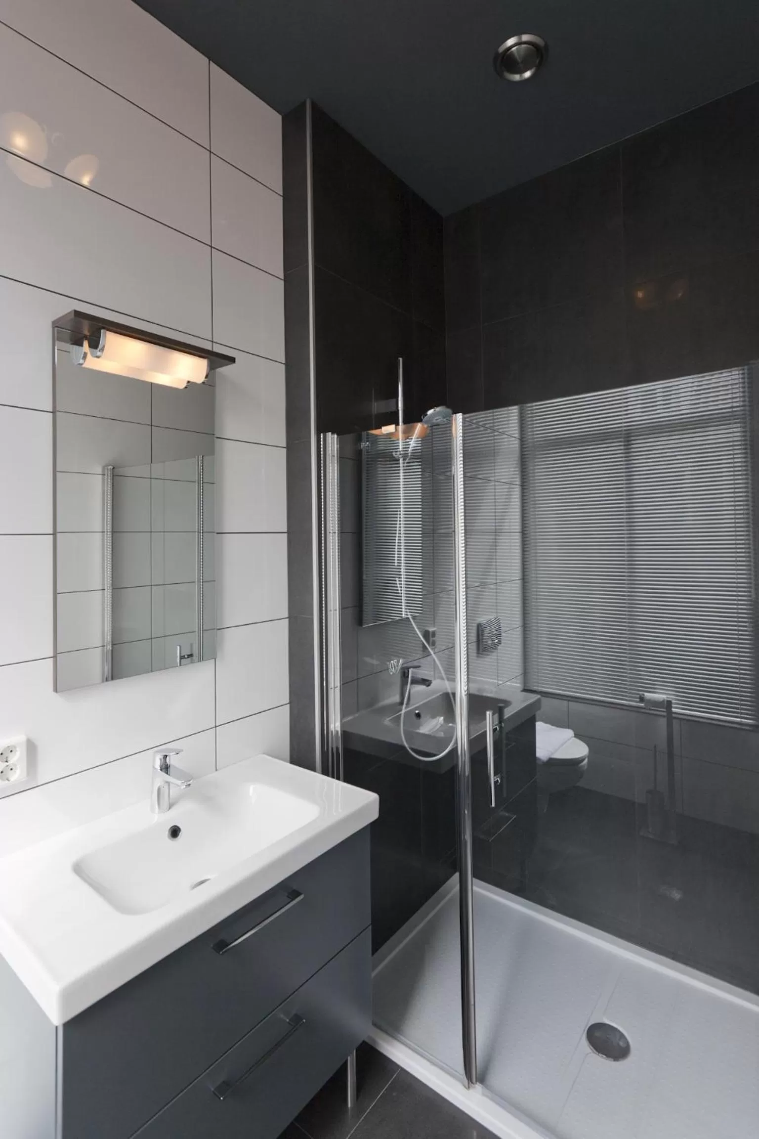 Bathroom in Hotel Sleep-Inn Box 5