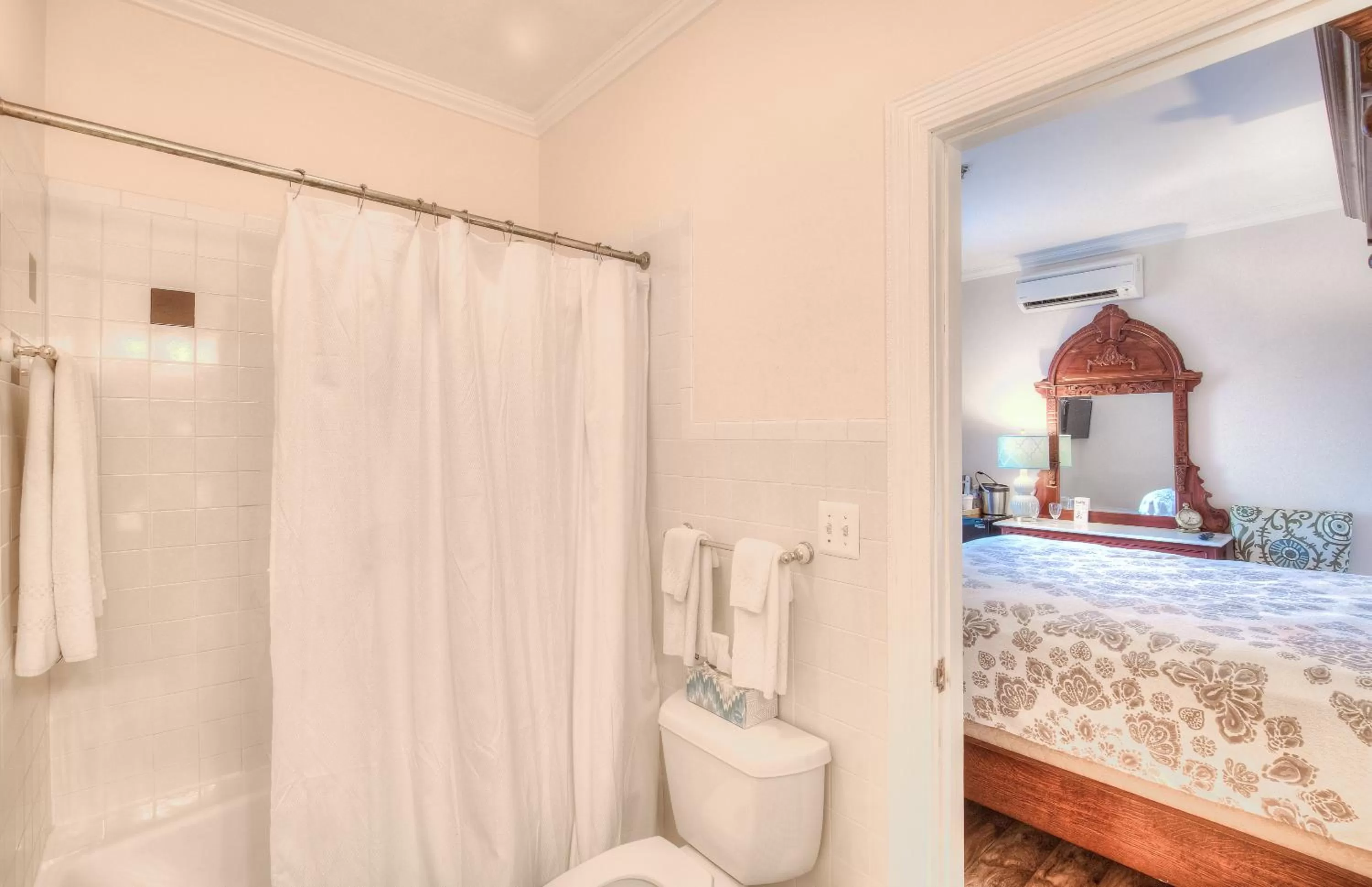 Bathroom in Elaine's Cape May Boutique Hotel