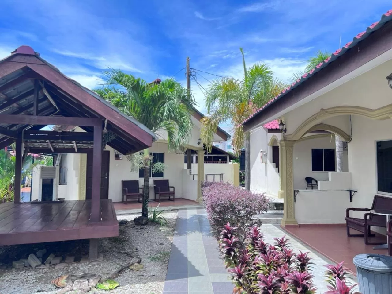 Day in Dhania Cenang Beach Motel