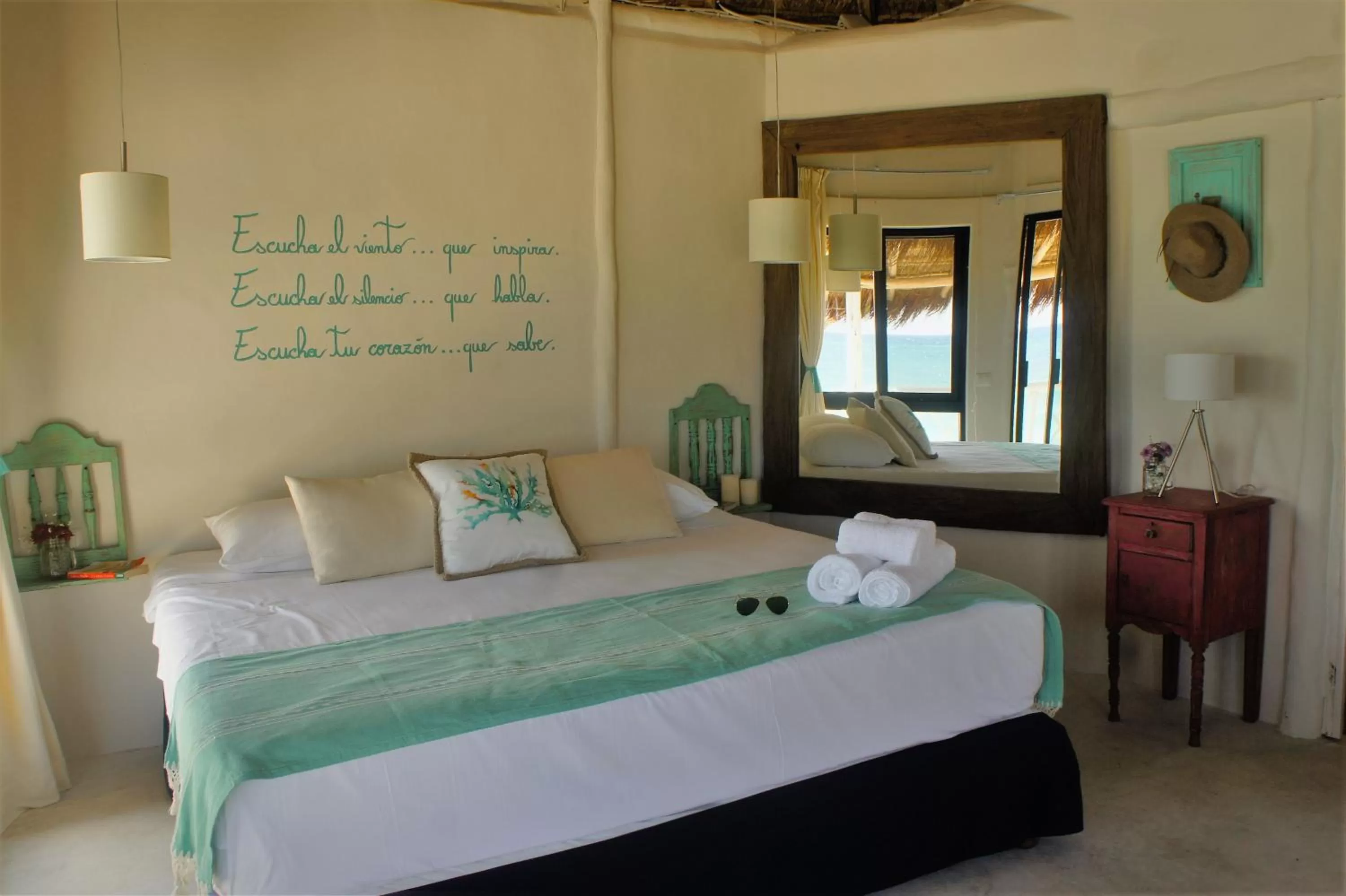 Bed in Punta Piedra Beach Posada