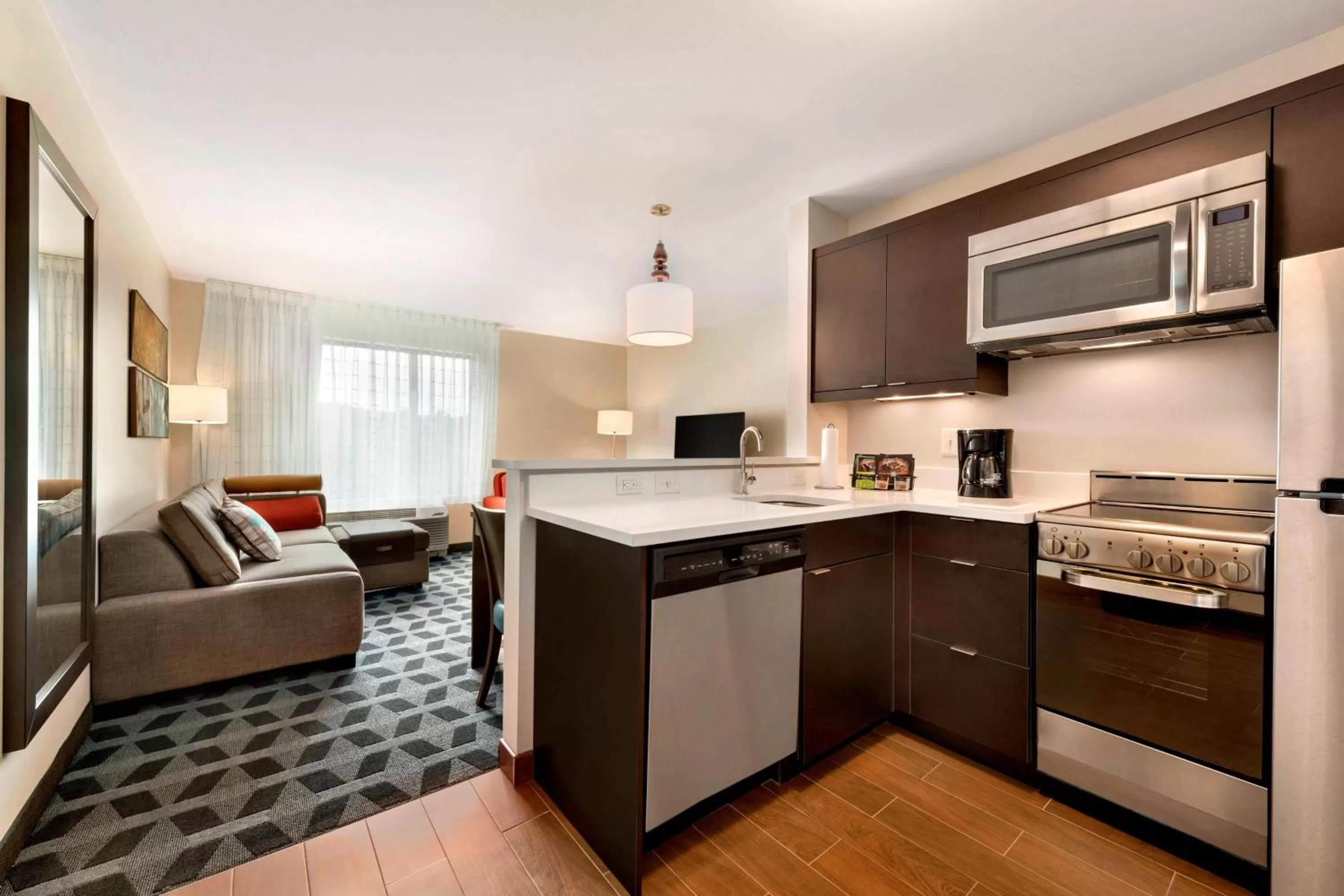 Bedroom in TownePlace Suites by Marriott Pittsburgh Airport/Robinson Township