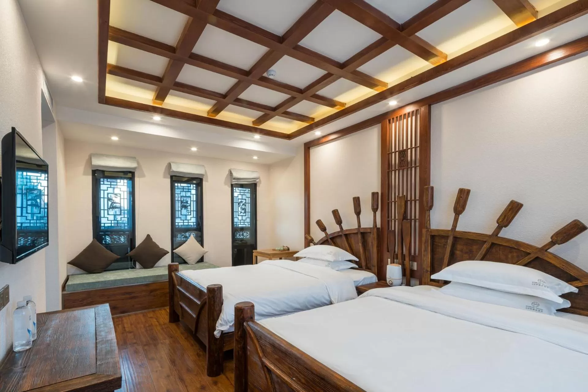 Bedroom, Bed in Lijiang Gemmer Hotel