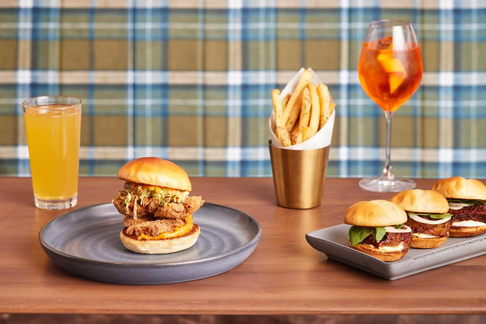 Restaurant/places to eat in Kimpton - The Forum Hotel by IHG