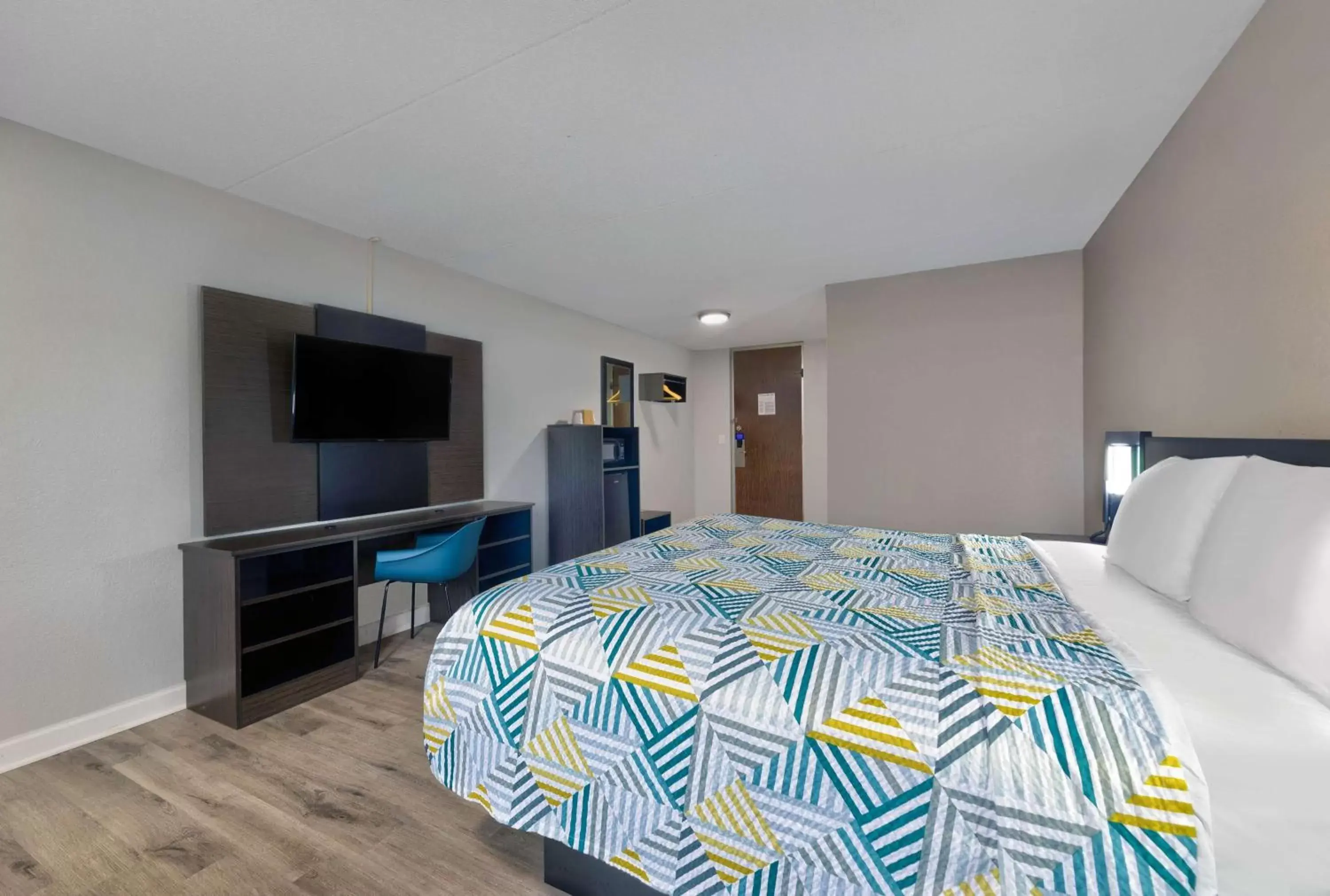 King Room - Smoking in Motel 6 Corbin KY King Room - Smoking in Motel 6 Corbin KY