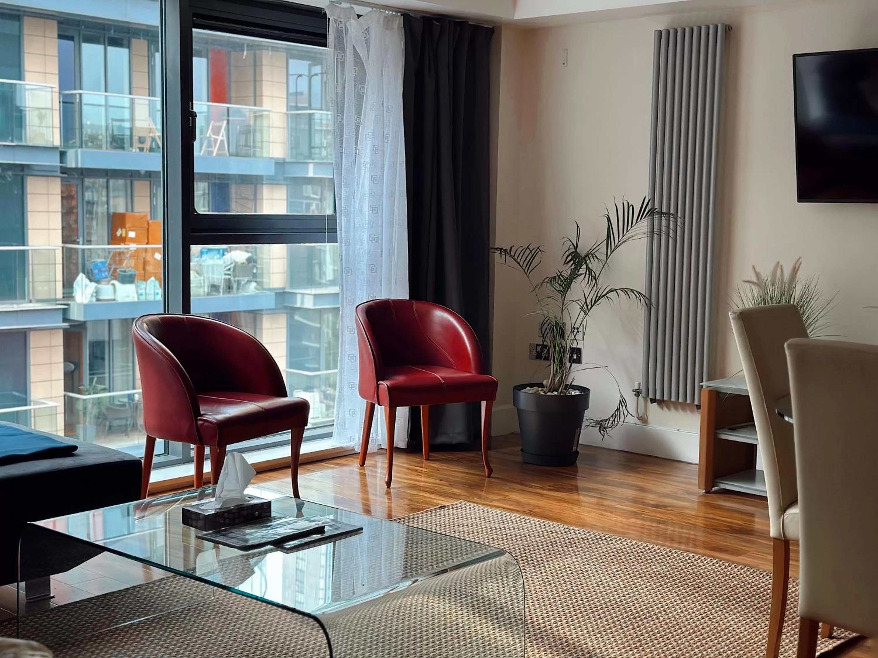 Living room in Canary Wharf - Luxury Apartments