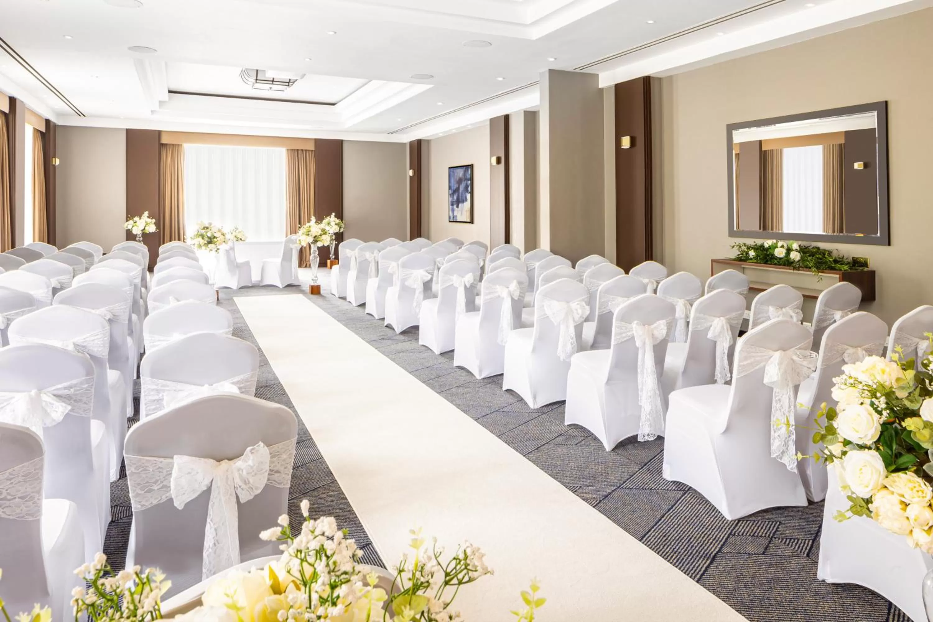 wedding in Crowne Plaza Solihull by IHG