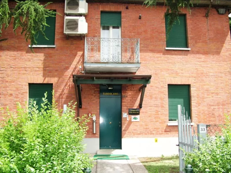 Facade/entrance in Hotel Tuscolano