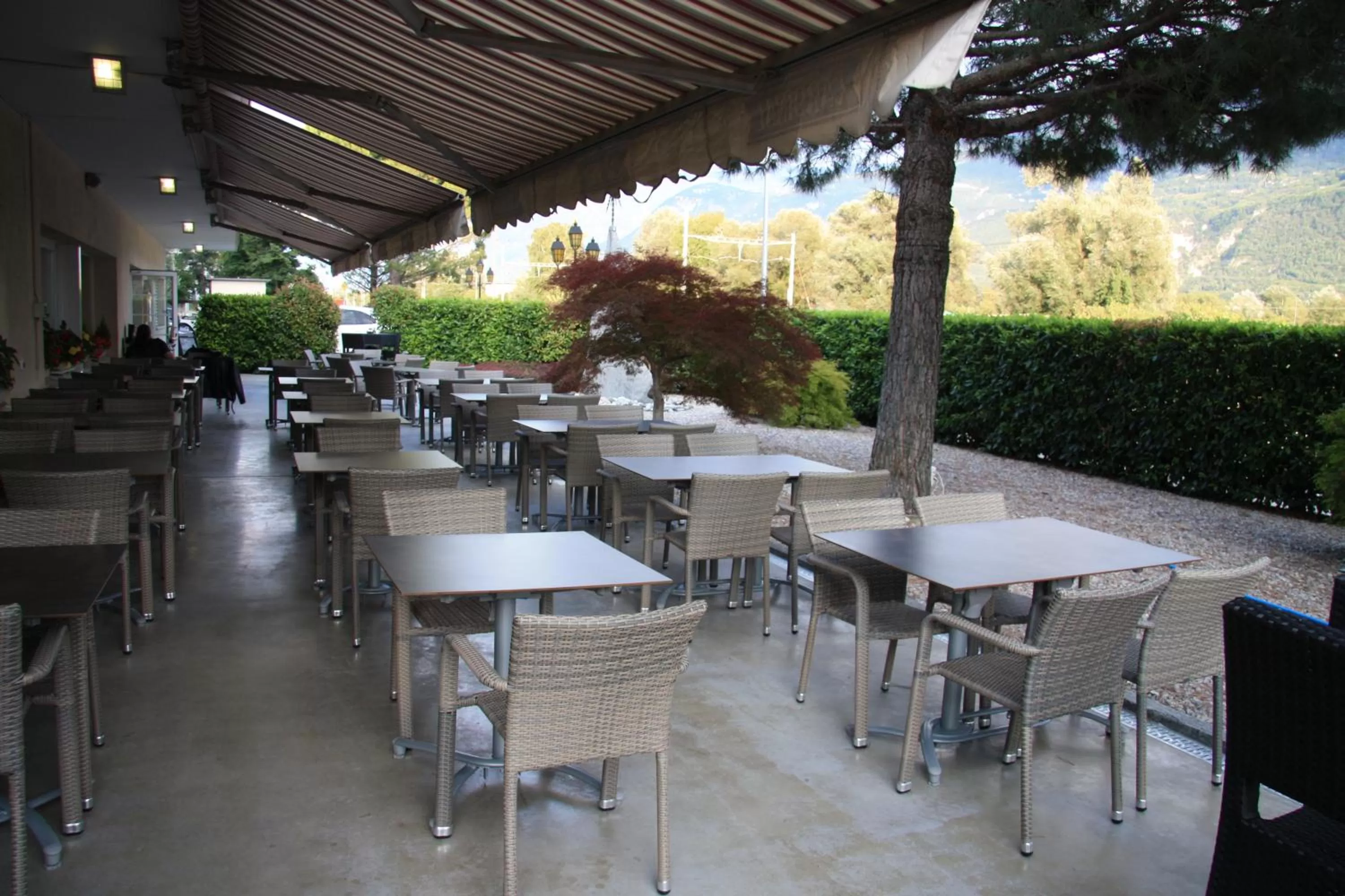 Restaurant/places to eat in Hotel Du Soleil