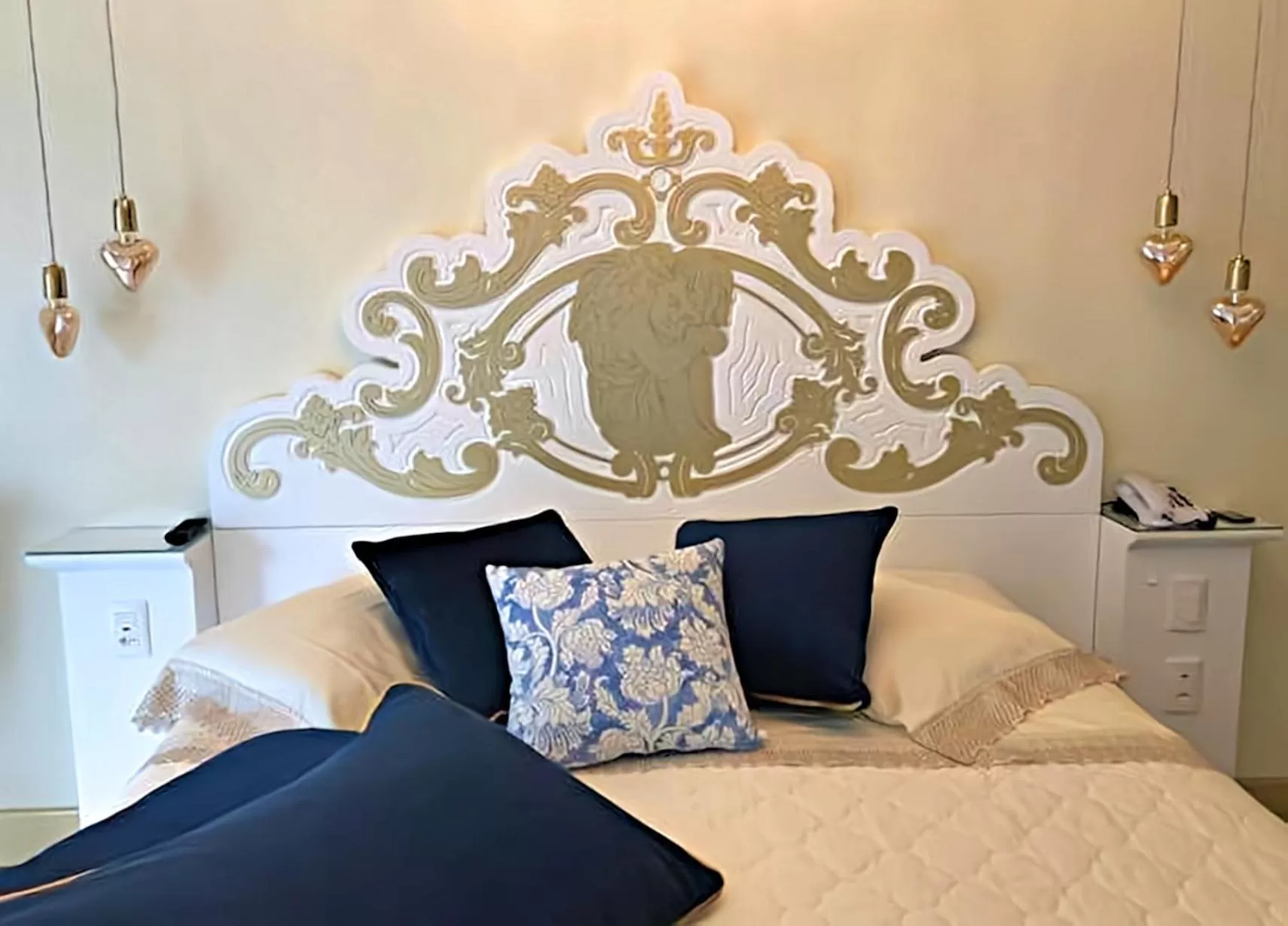 Decorative detail, Bed in Pousada dos Anjos