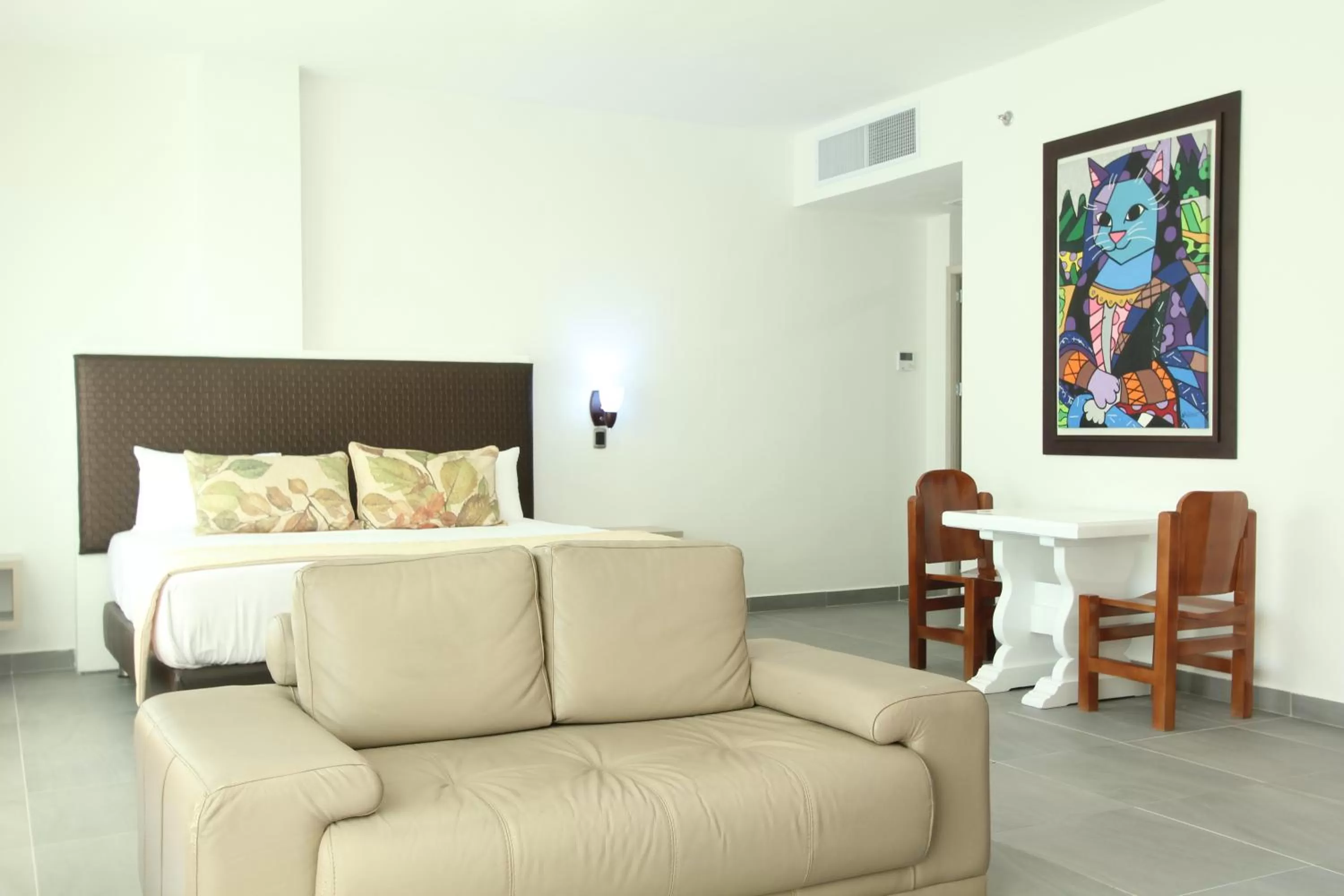 Bedroom, Seating Area in Hotel Ventura