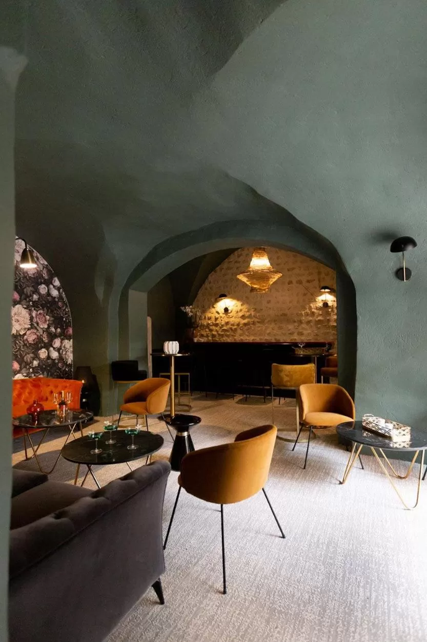 Lounge or bar in Le Victoria Boutique Hôtel